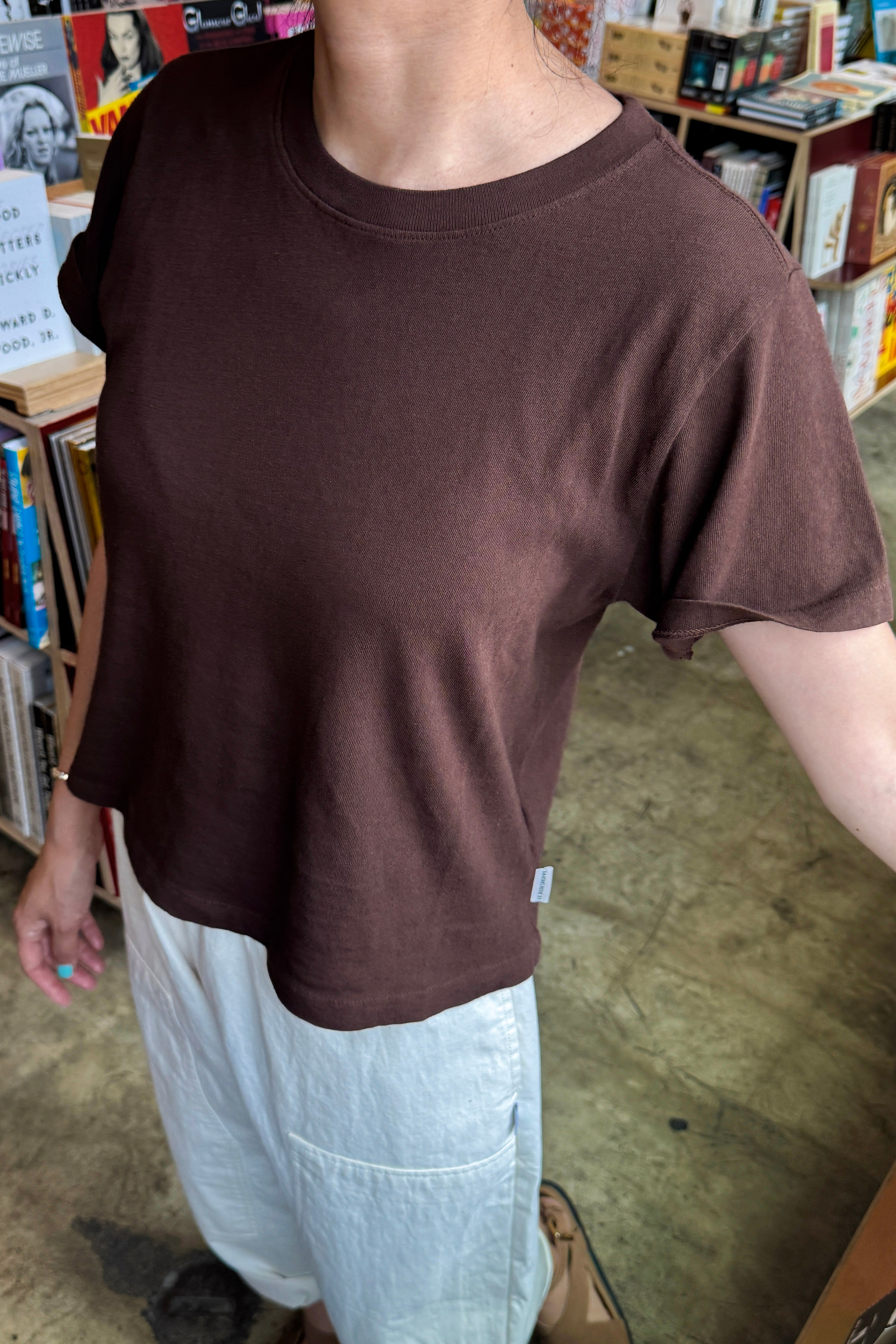 Airy Darling Tee - Dark Cacao
