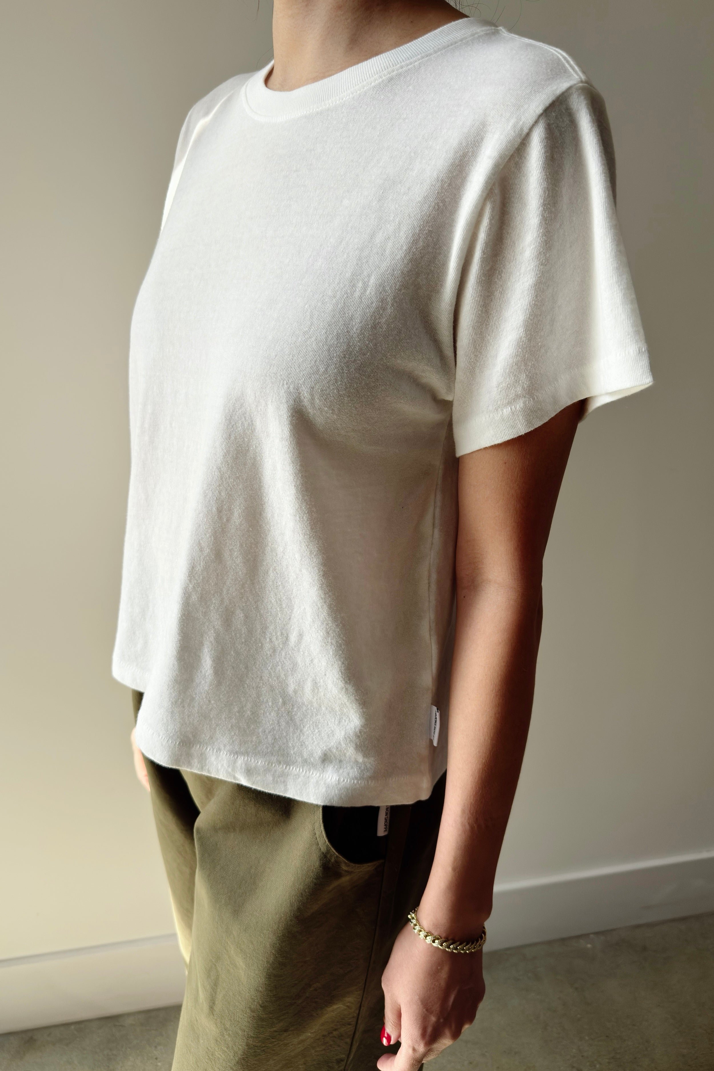 Airy Darling Tee - Vintage White