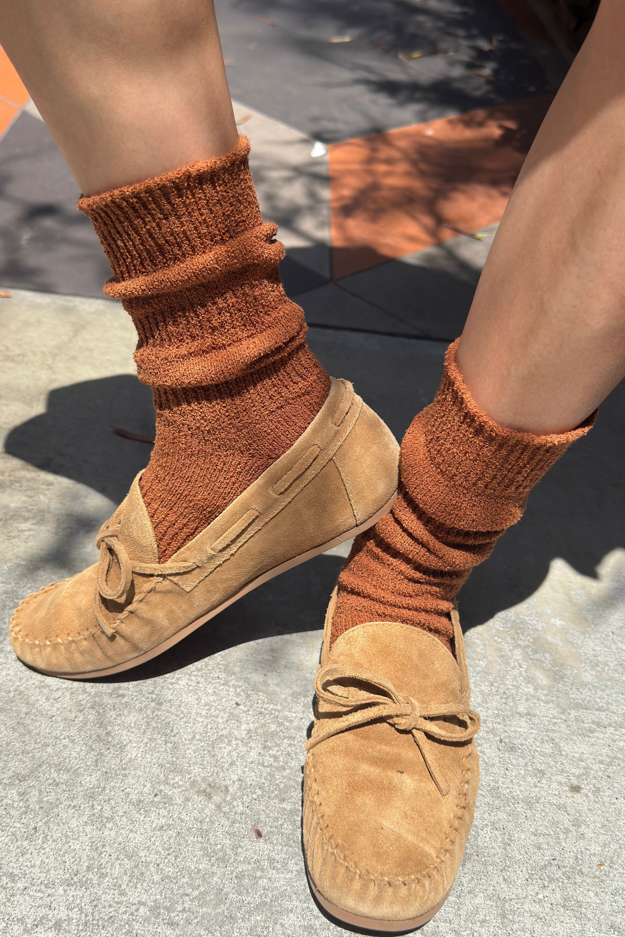 Airy Puffin Socks - Whisky