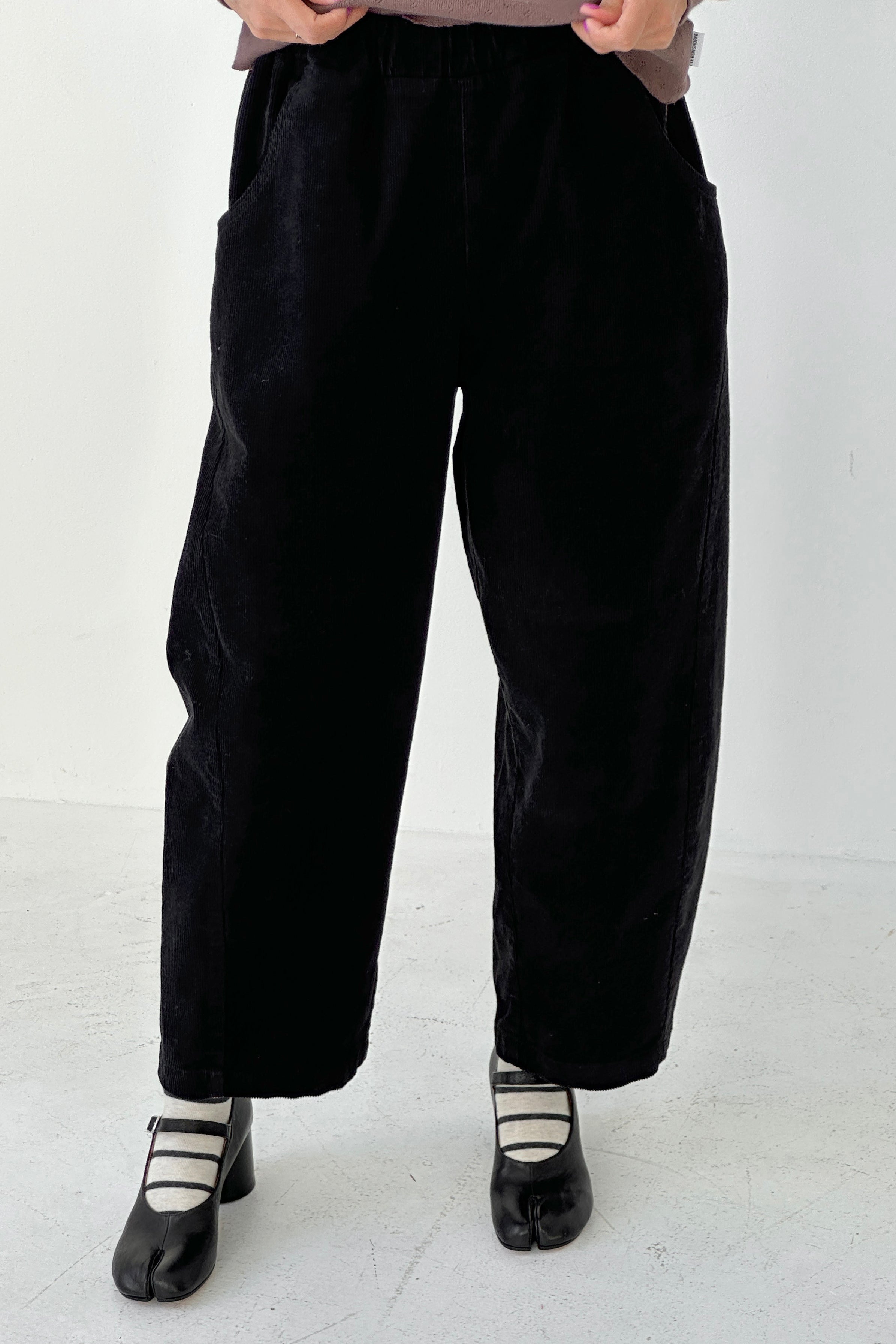 Corduroy Arc Pants - Black