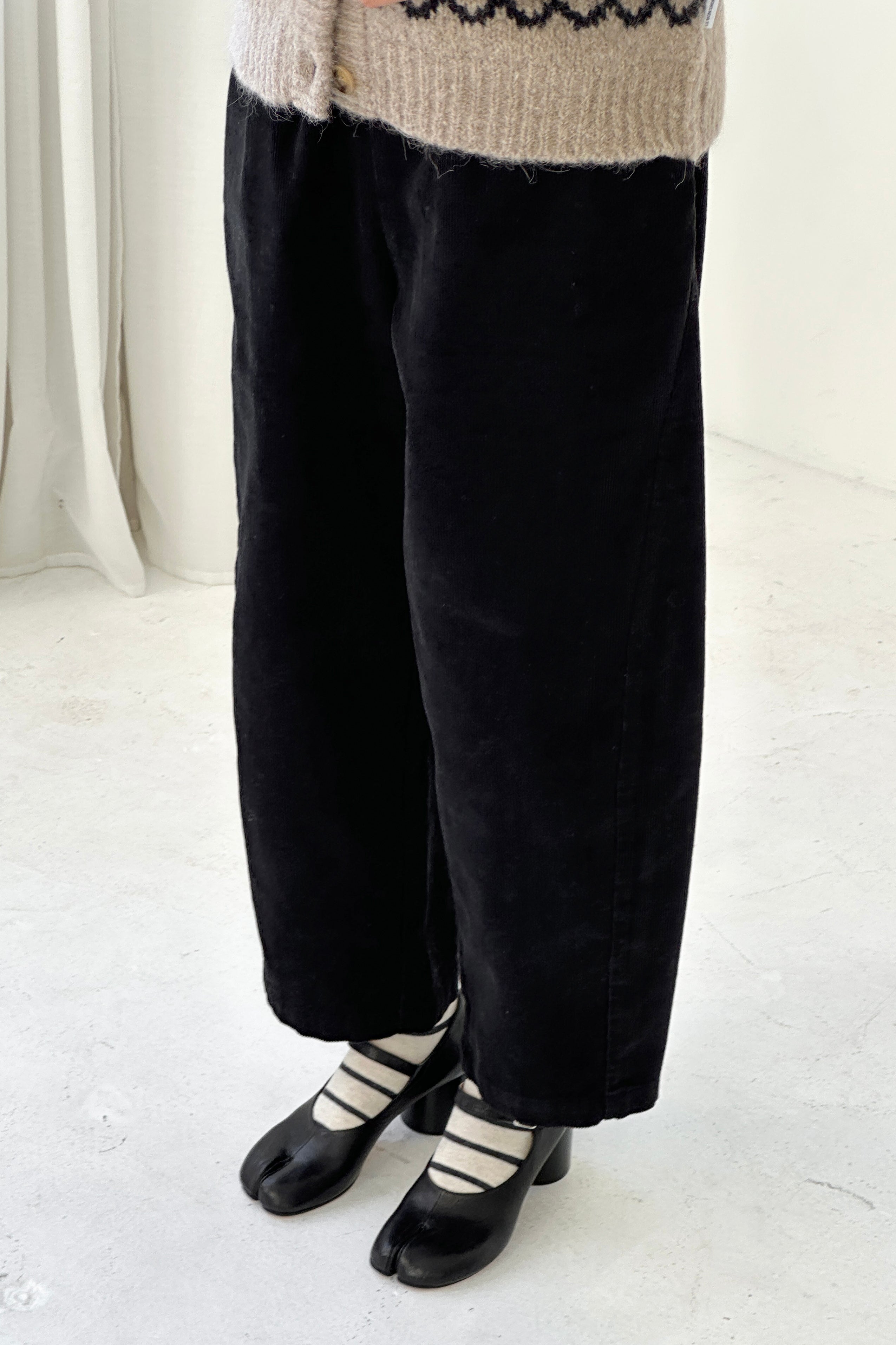Corduroy Arc Pants - Black