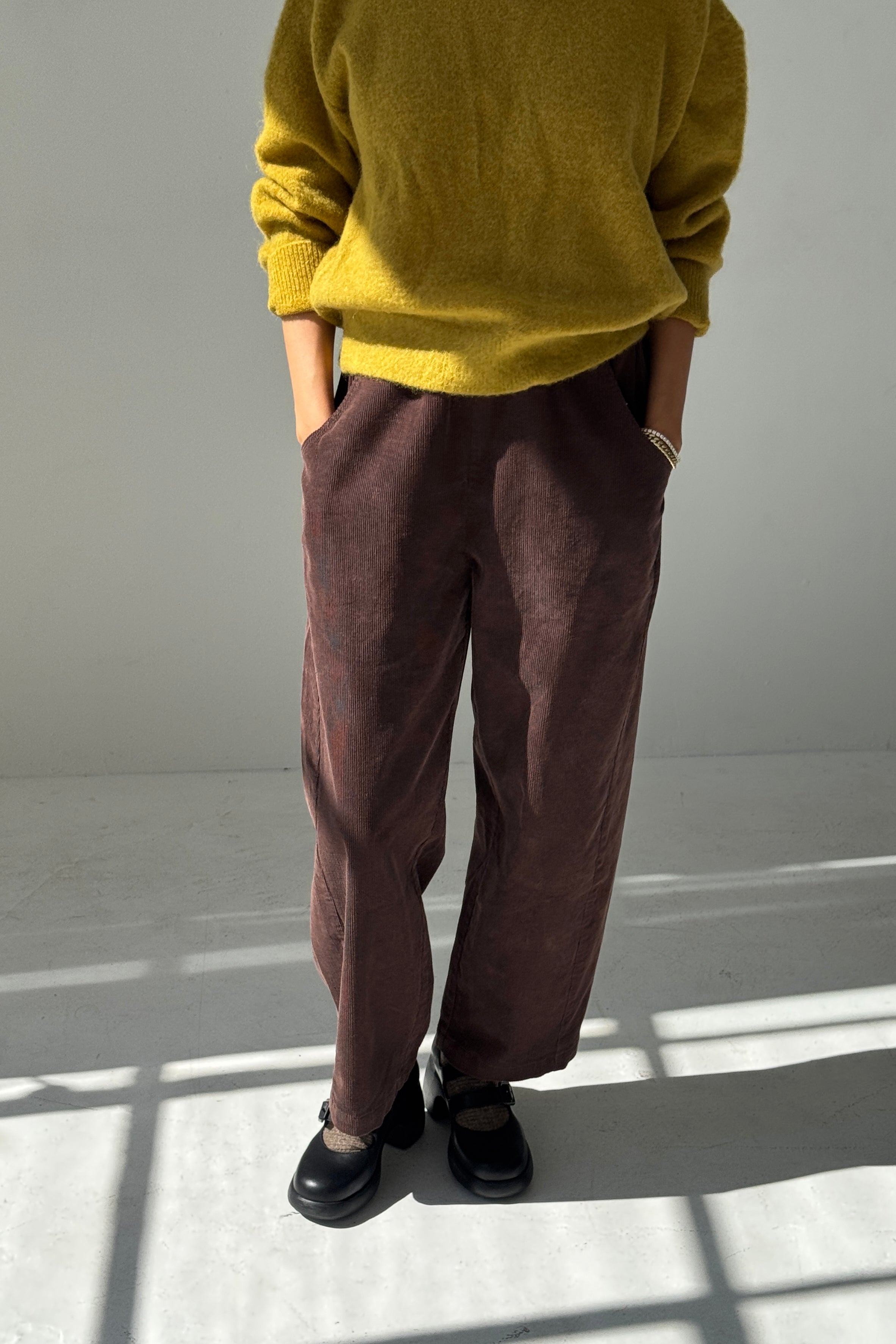 Corduroy Arc Pants - Chocolate