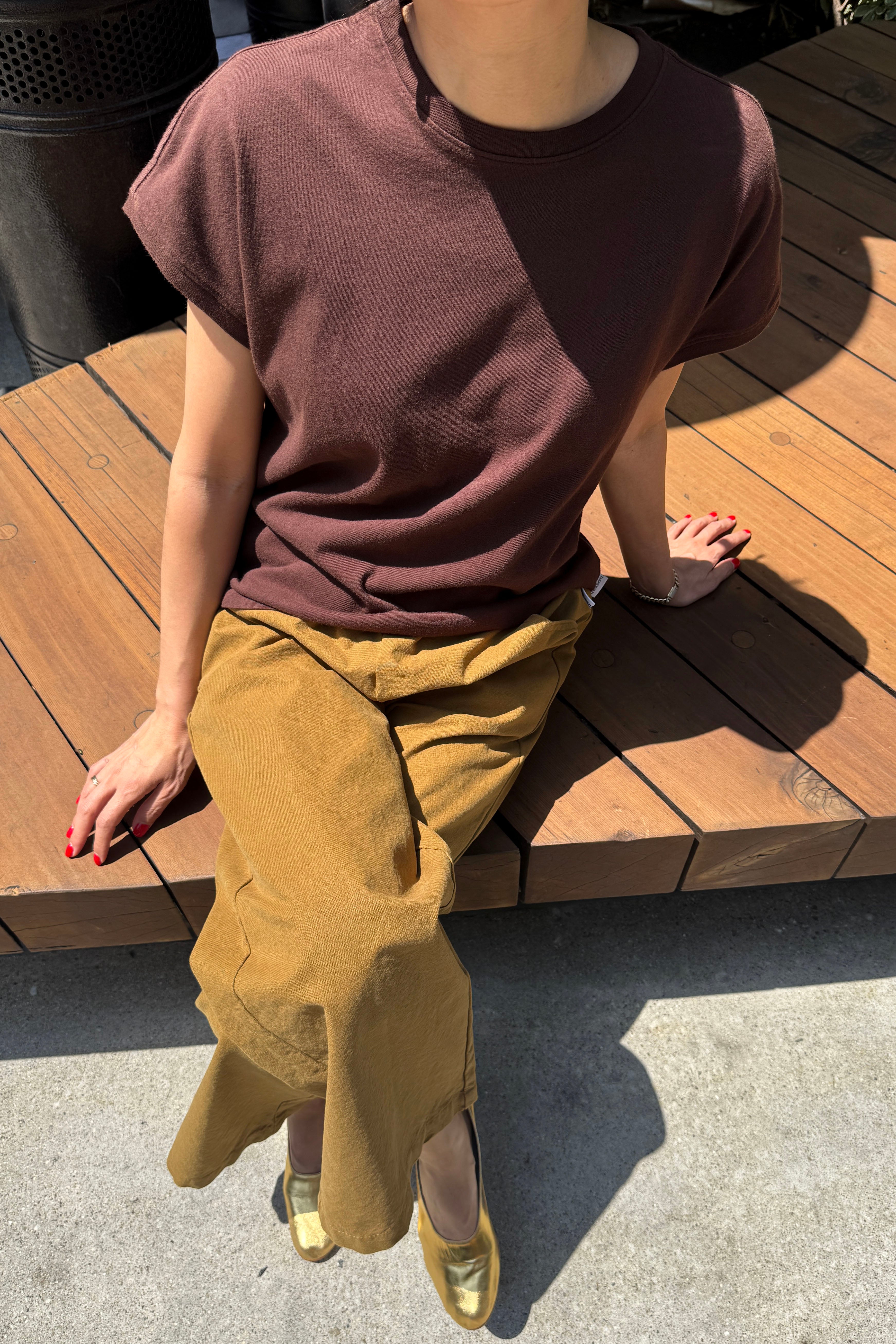 Ease Tee - Dark Cacao