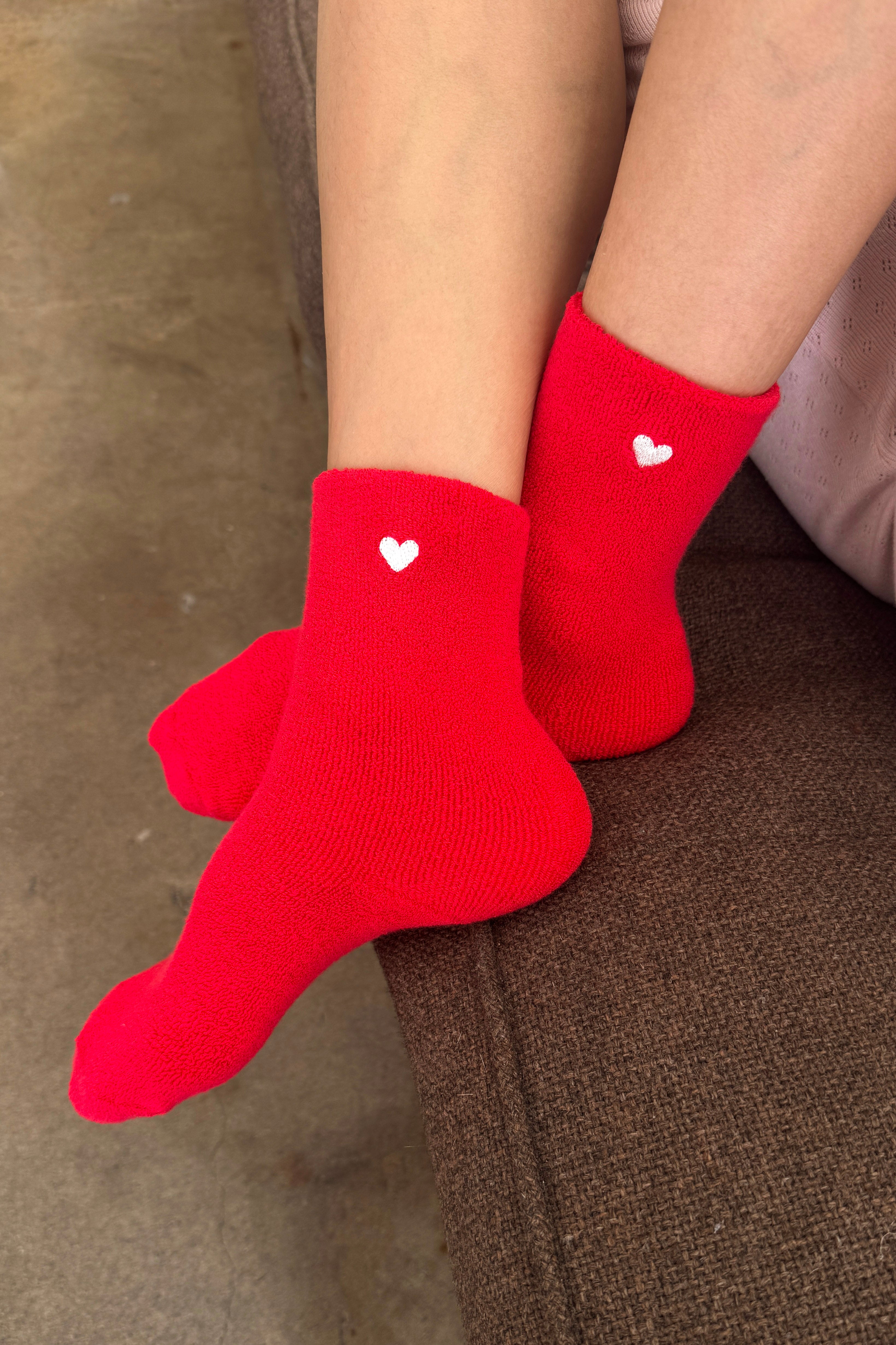 Embroidered Cloud Socks - Red + Heart
