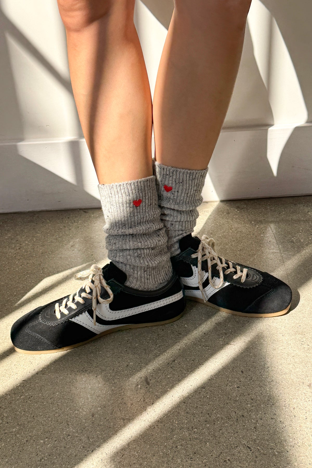 Embroidered Snow Socks - Cookies and Cream + Heart