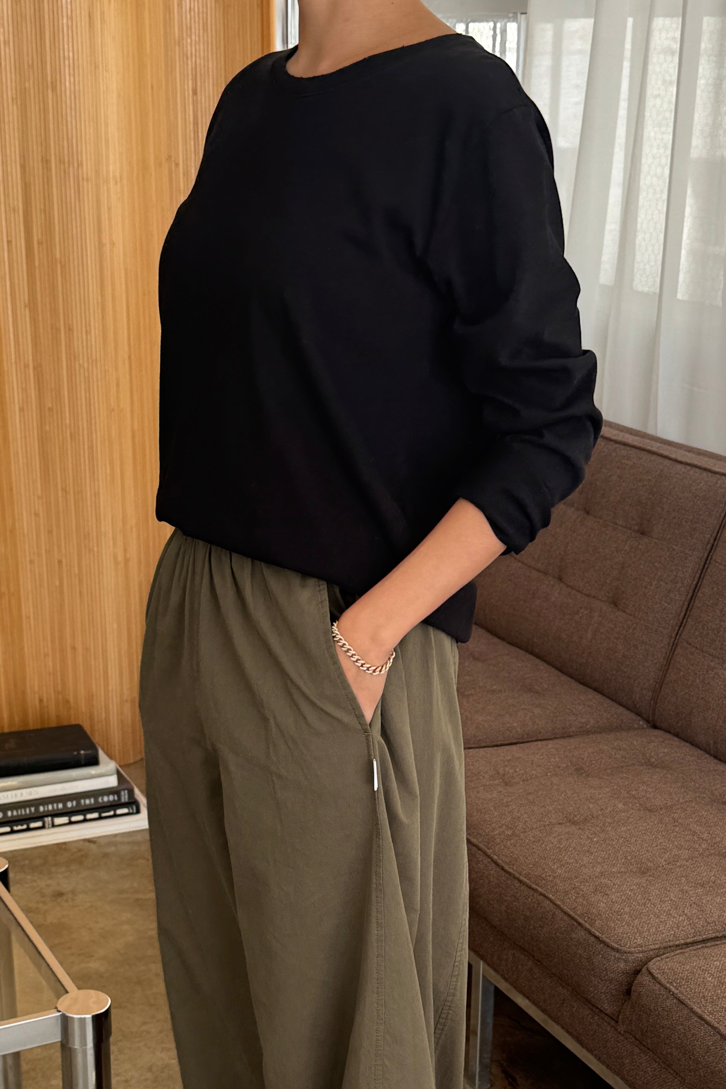 Camiseta de manga larga para uso diario - True Black