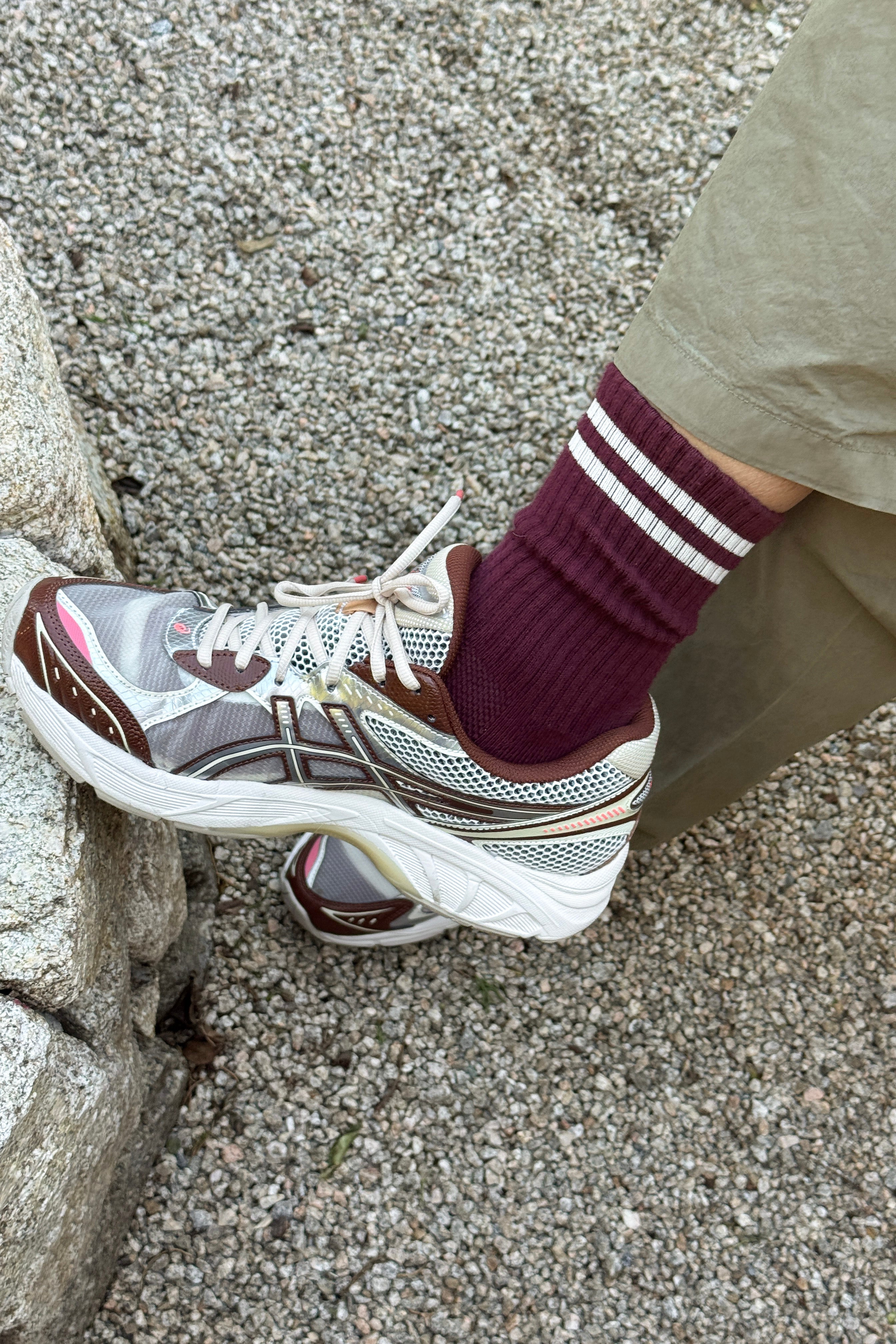 EXTENDED Boyfriend Socks - Maroon