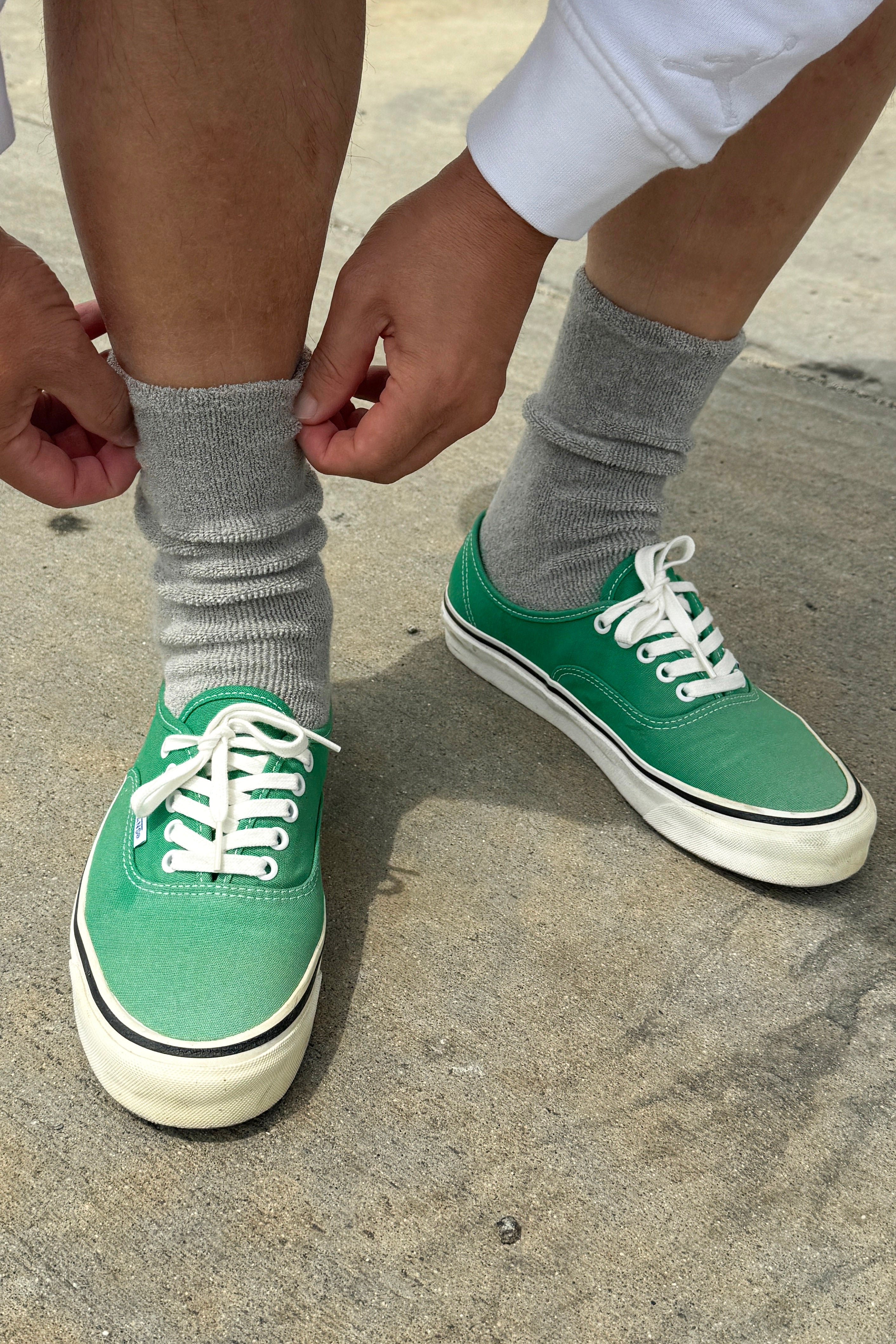 EXTENDED Cloud Socks - Ht. Grey