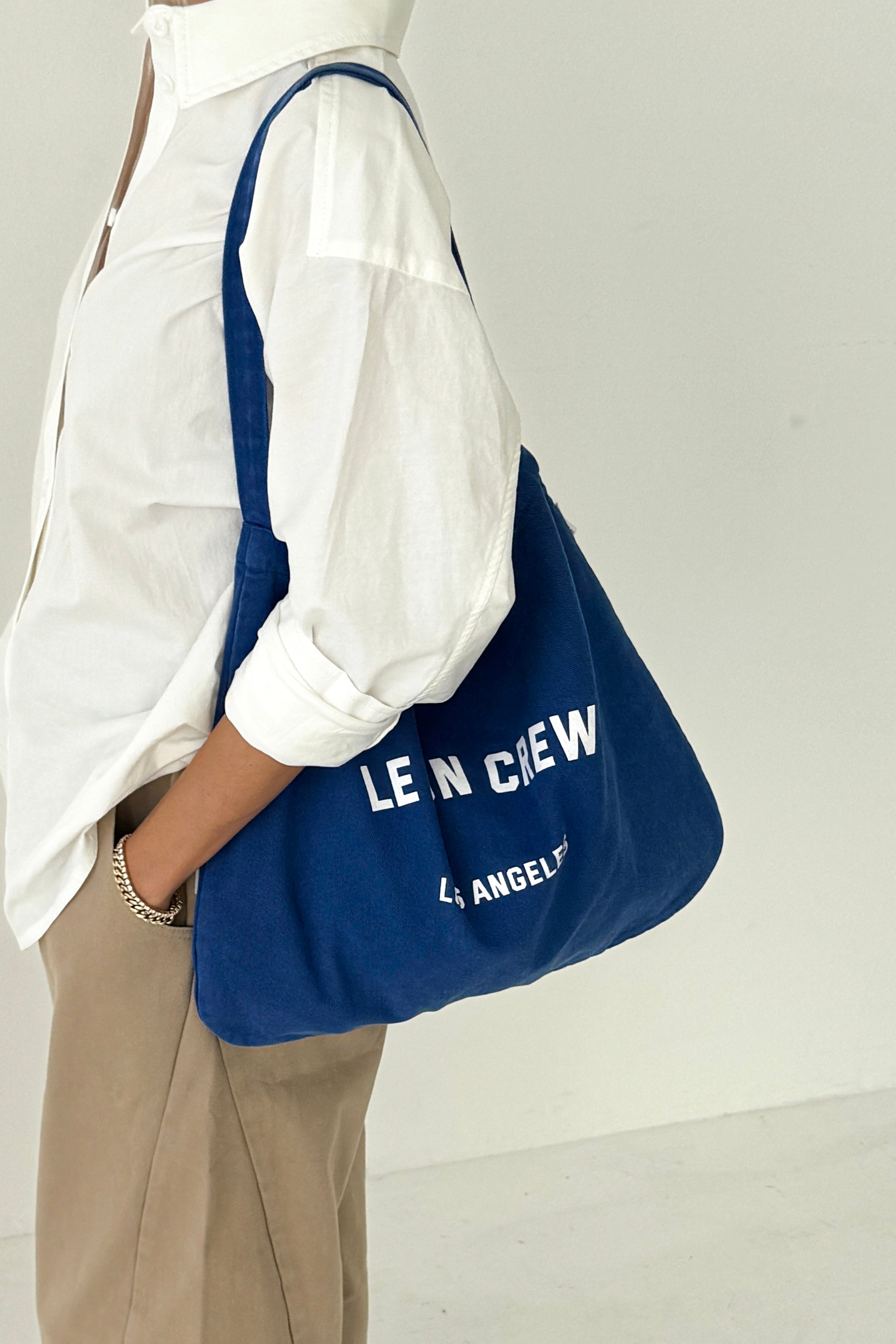 Le Bon Crew Happy Carry Bag - Azure / Le Bon Crew