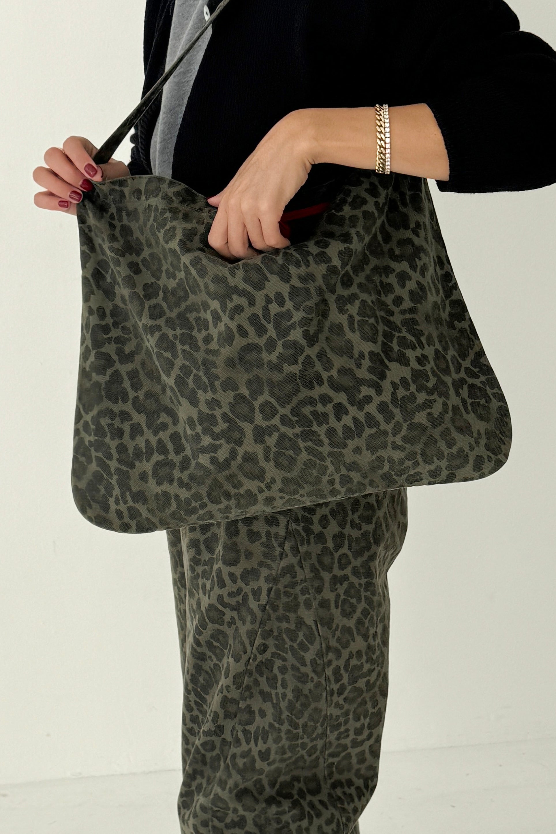 Happy Carry Bag - Fern Leopard