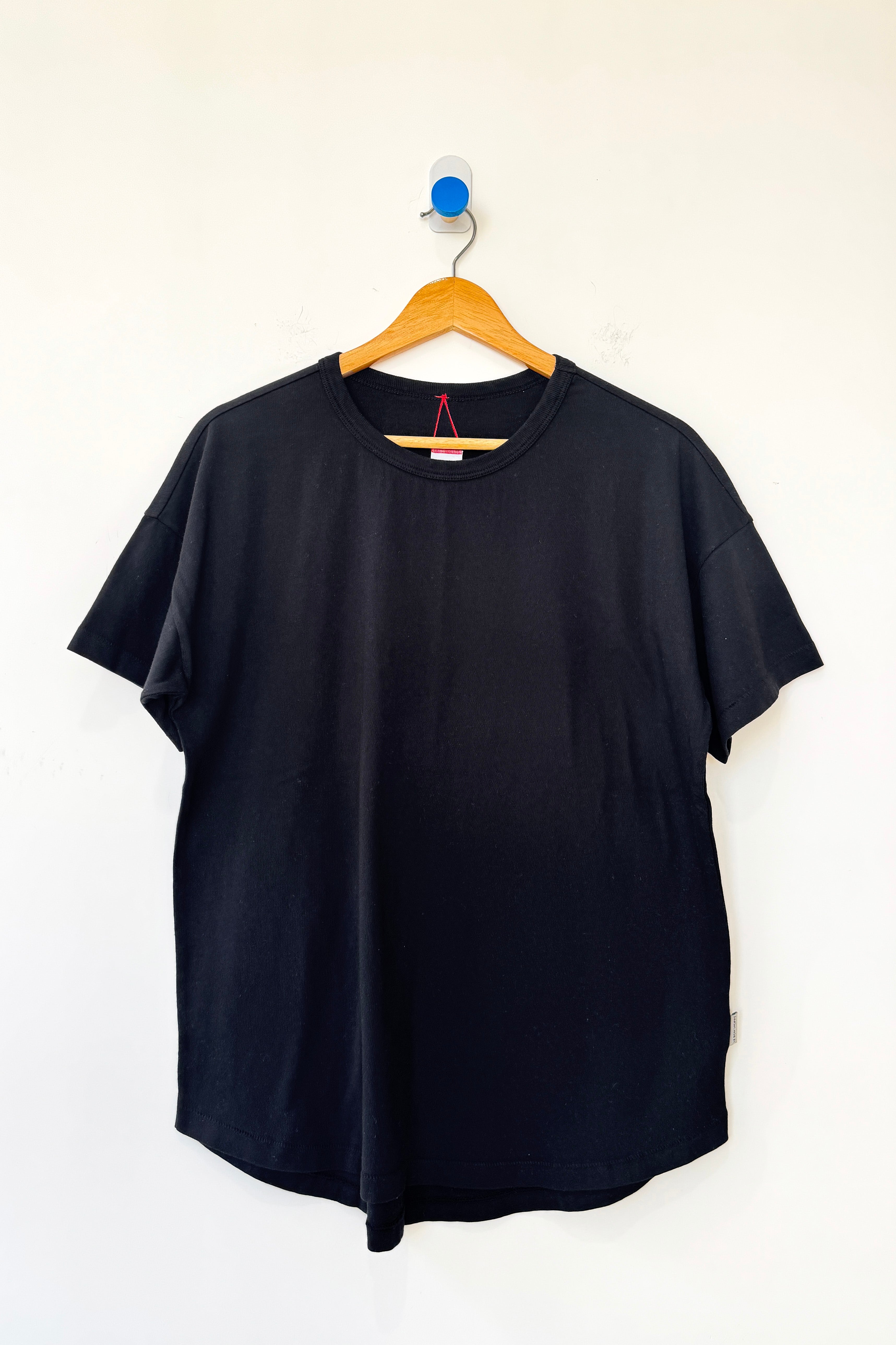 Su camiseta - True Black