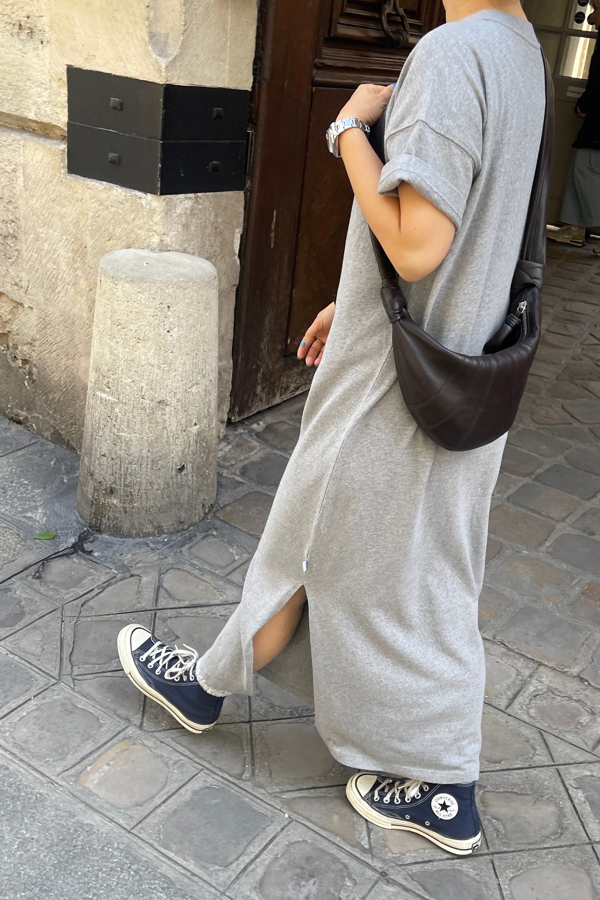 Su vestido - Ht. Gris