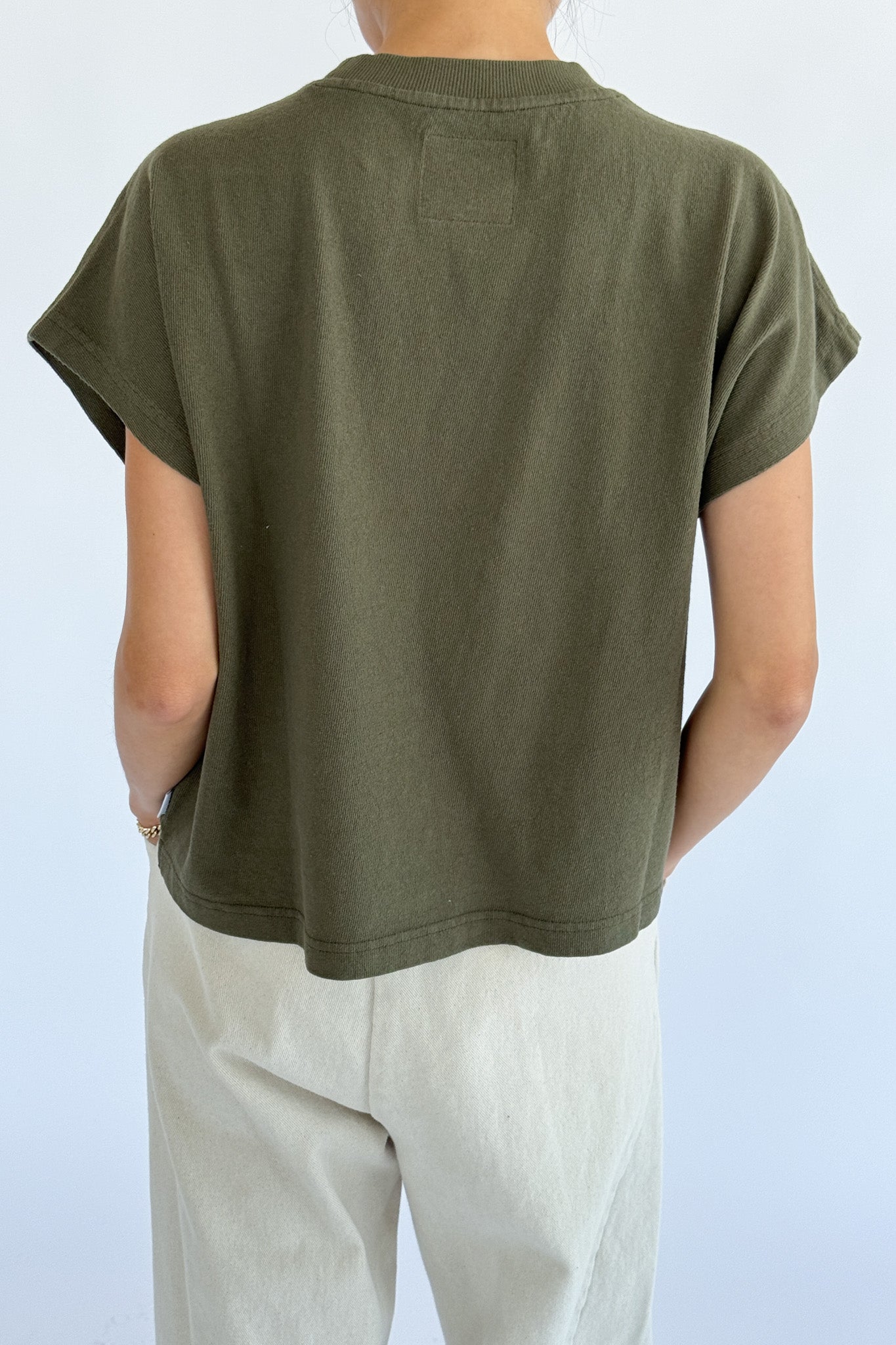Camiseta Jeanne - Verde Oliva