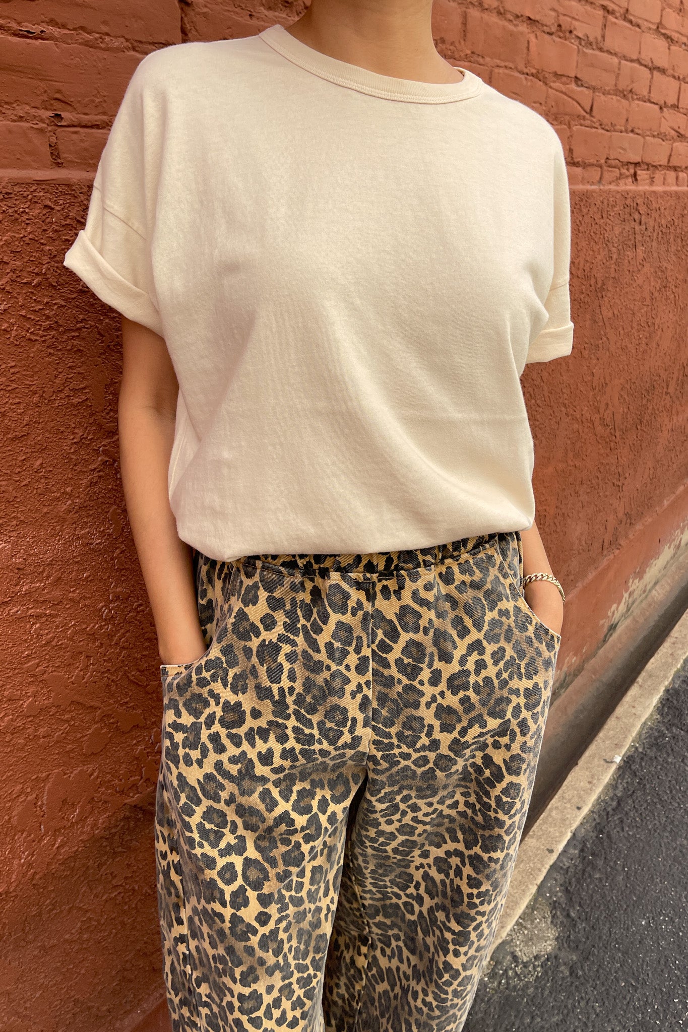 Her Tee in Bone