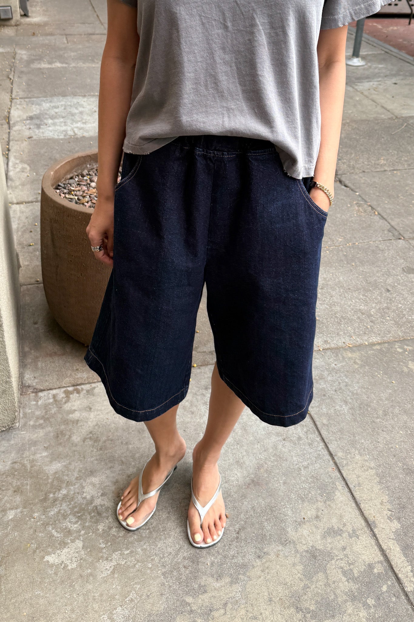 Liam Bermuda Shorts - Raw Denim