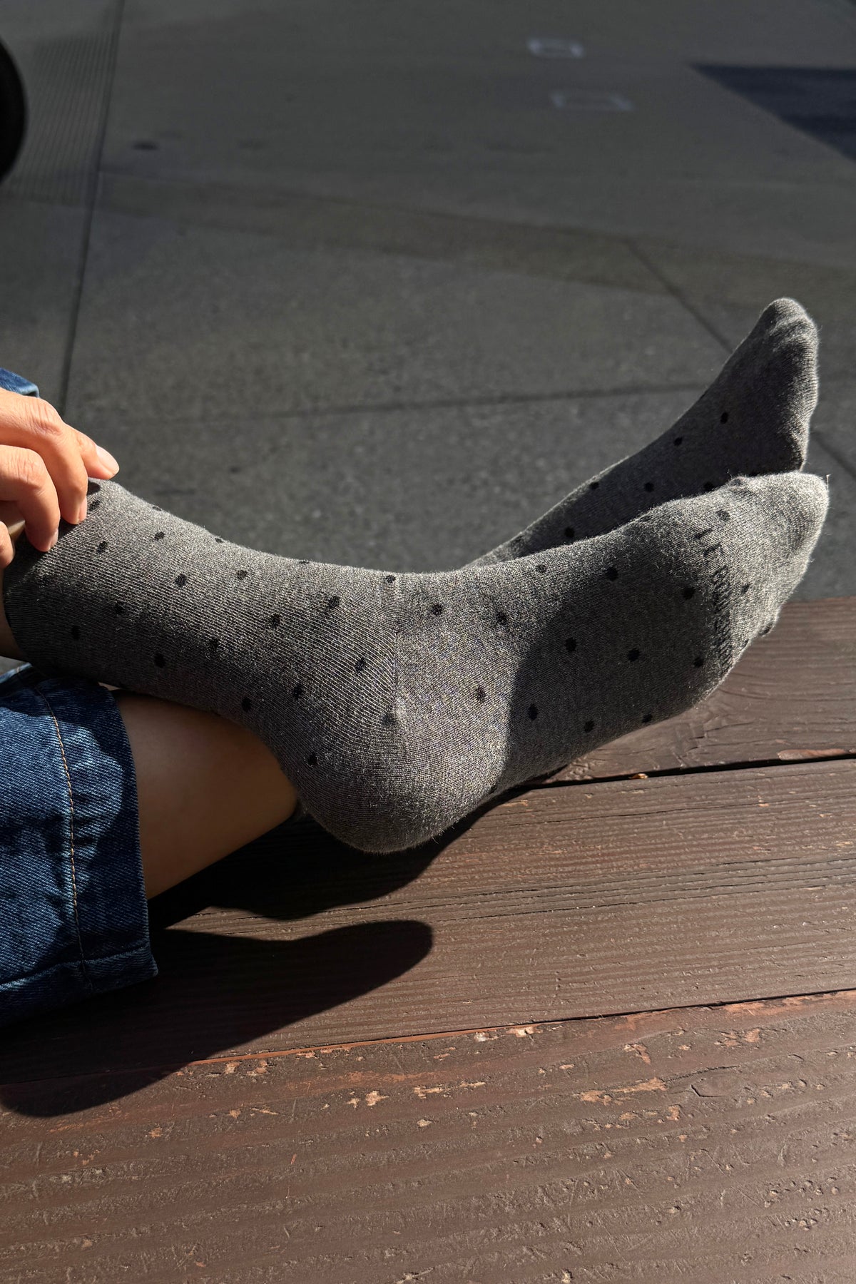 Polka Dot Sneaker Socks - Charcoal / Black