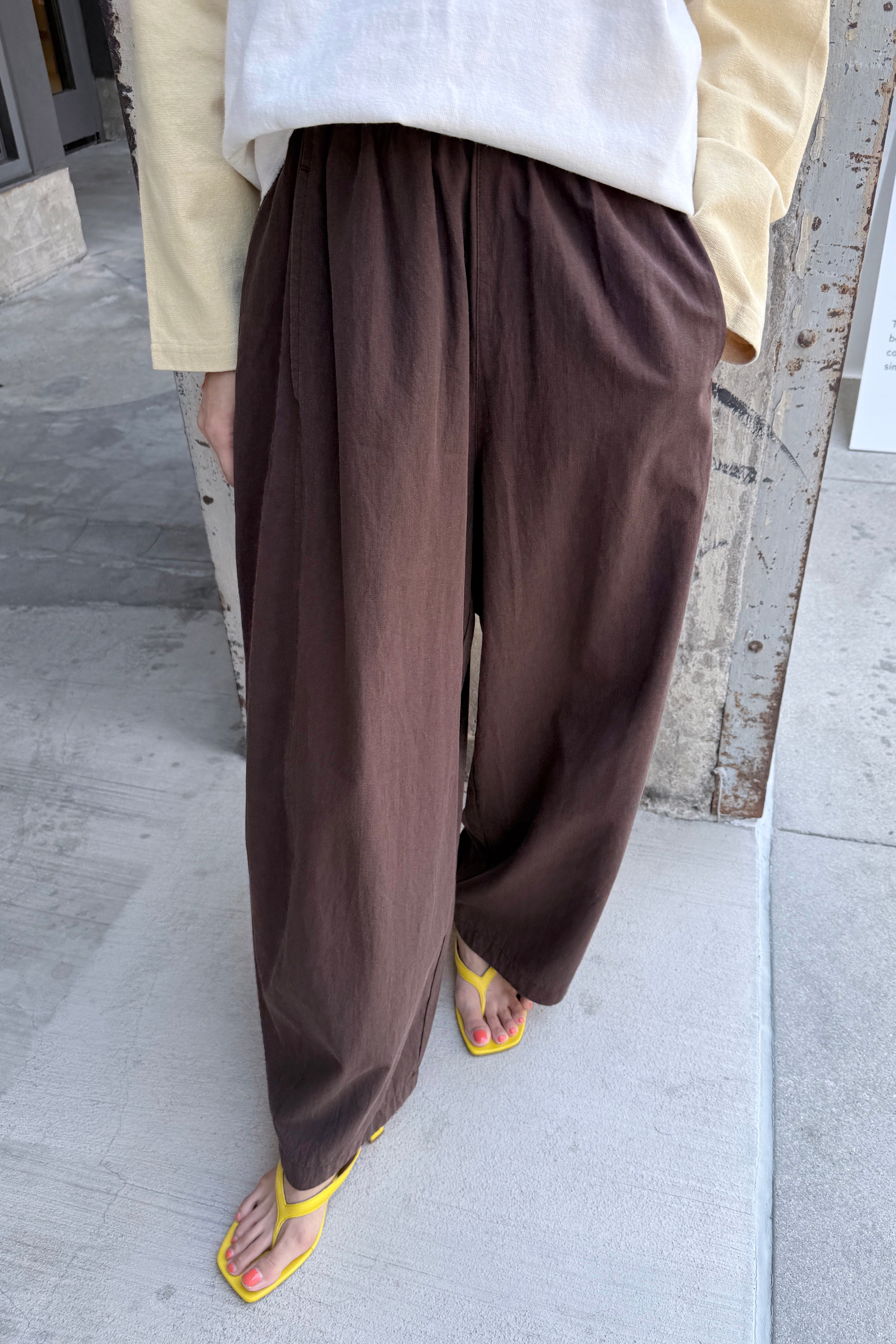 Parachute Pants - Dark Brown