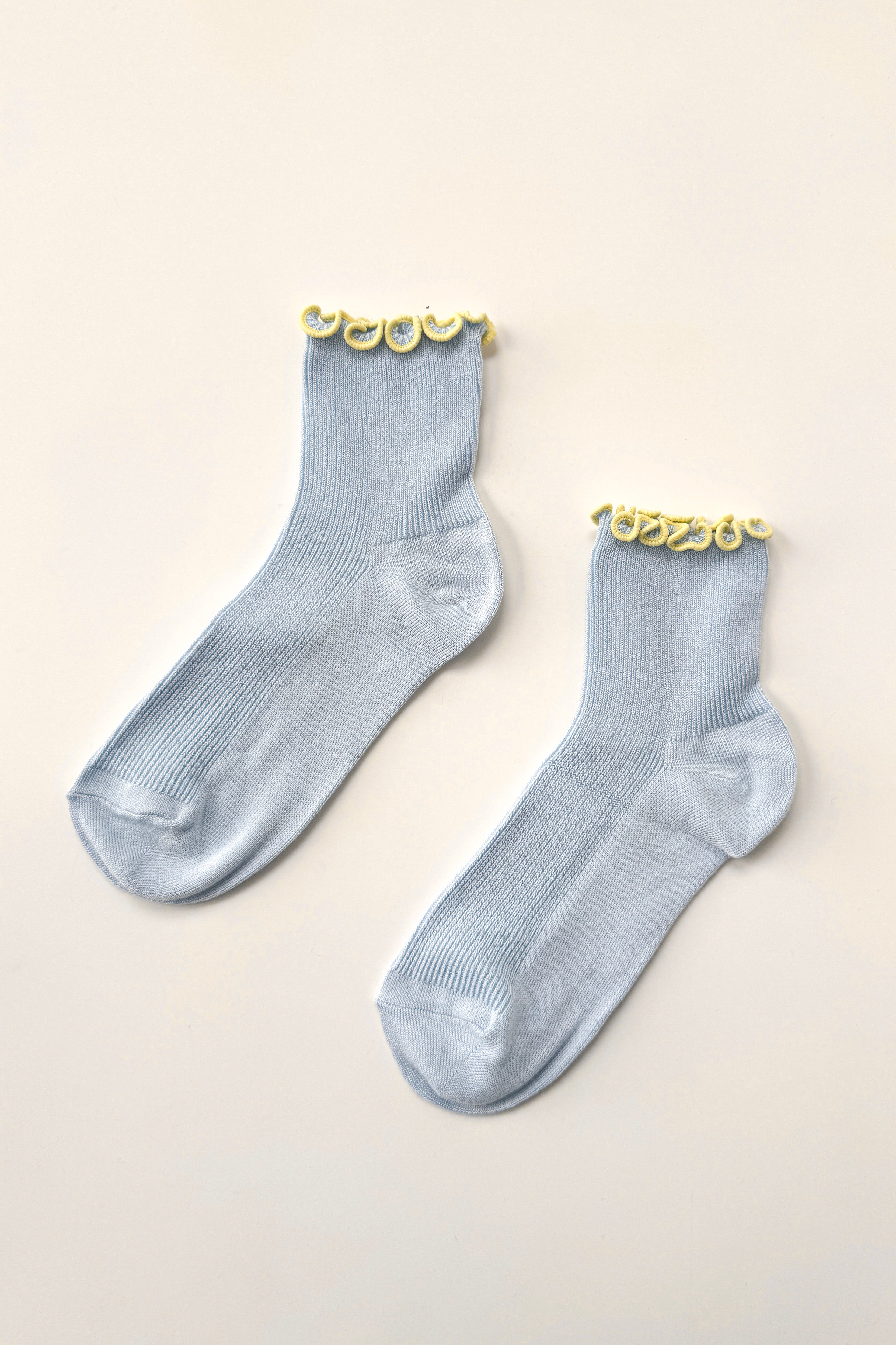 The Petite Ruffled Modal Socks - Baby Blue / Butter