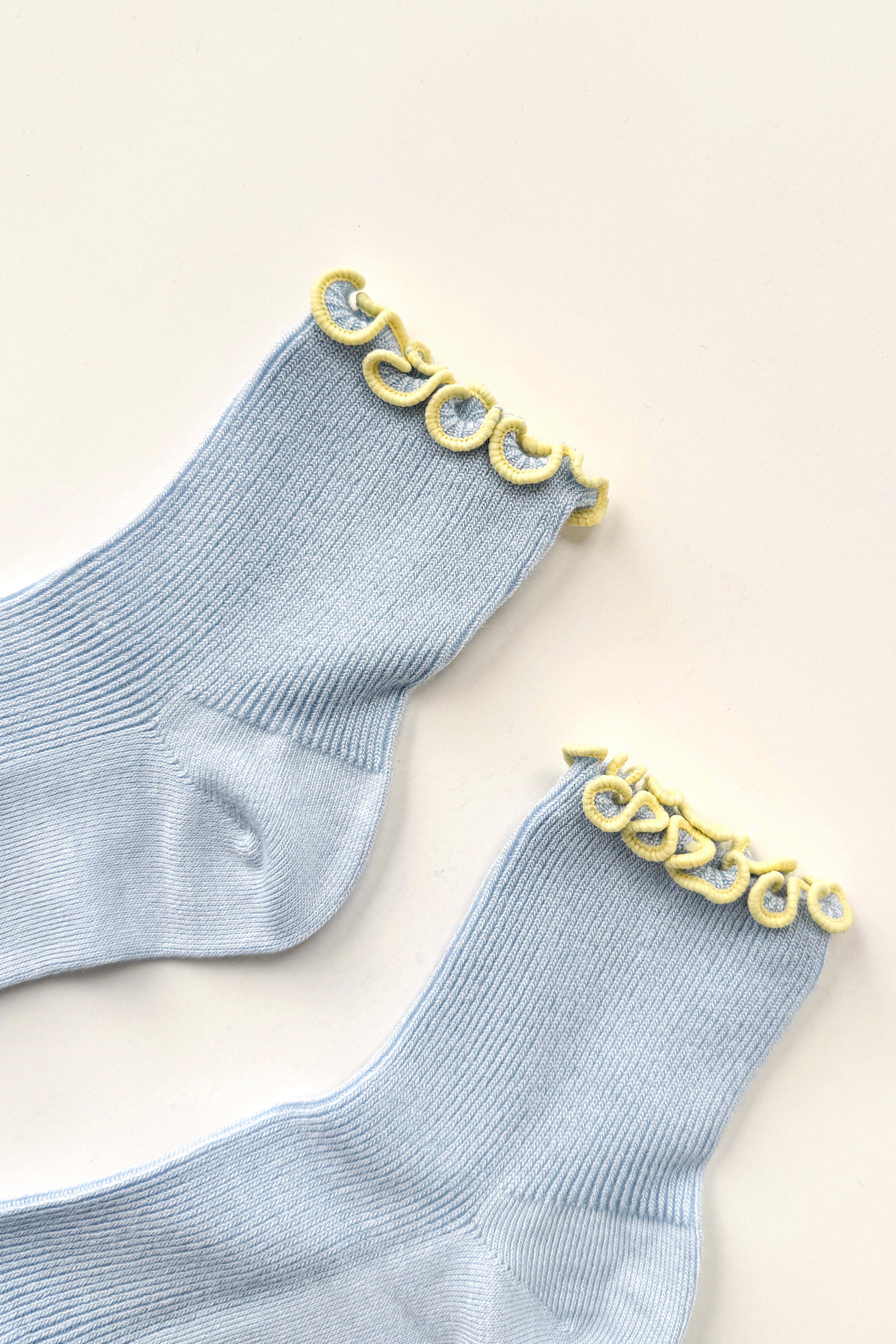 The Petite Ruffled Modal Socks - Baby Blue / Butter