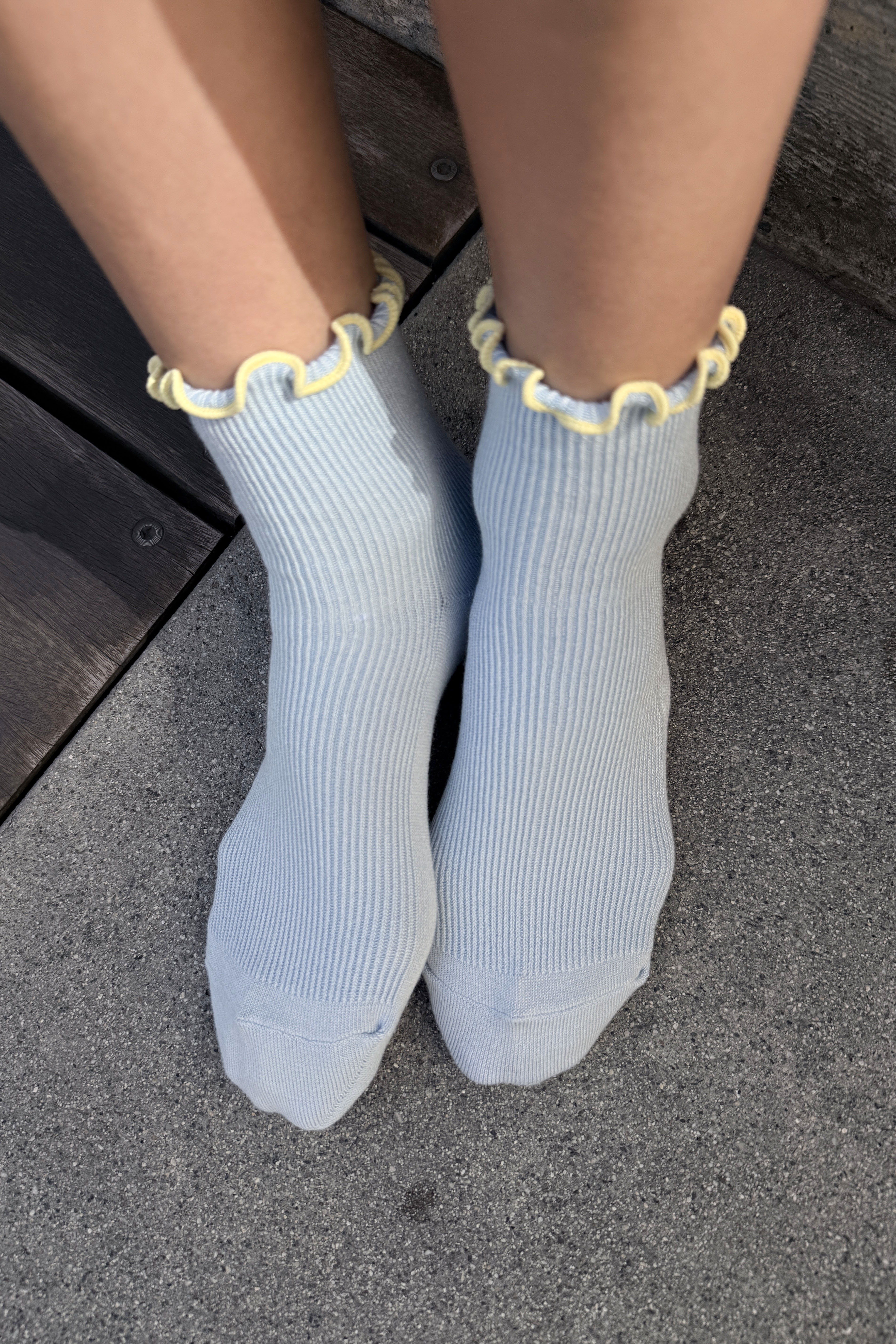 The Petite Ruffled Modal Socks - Baby Blue / Butter