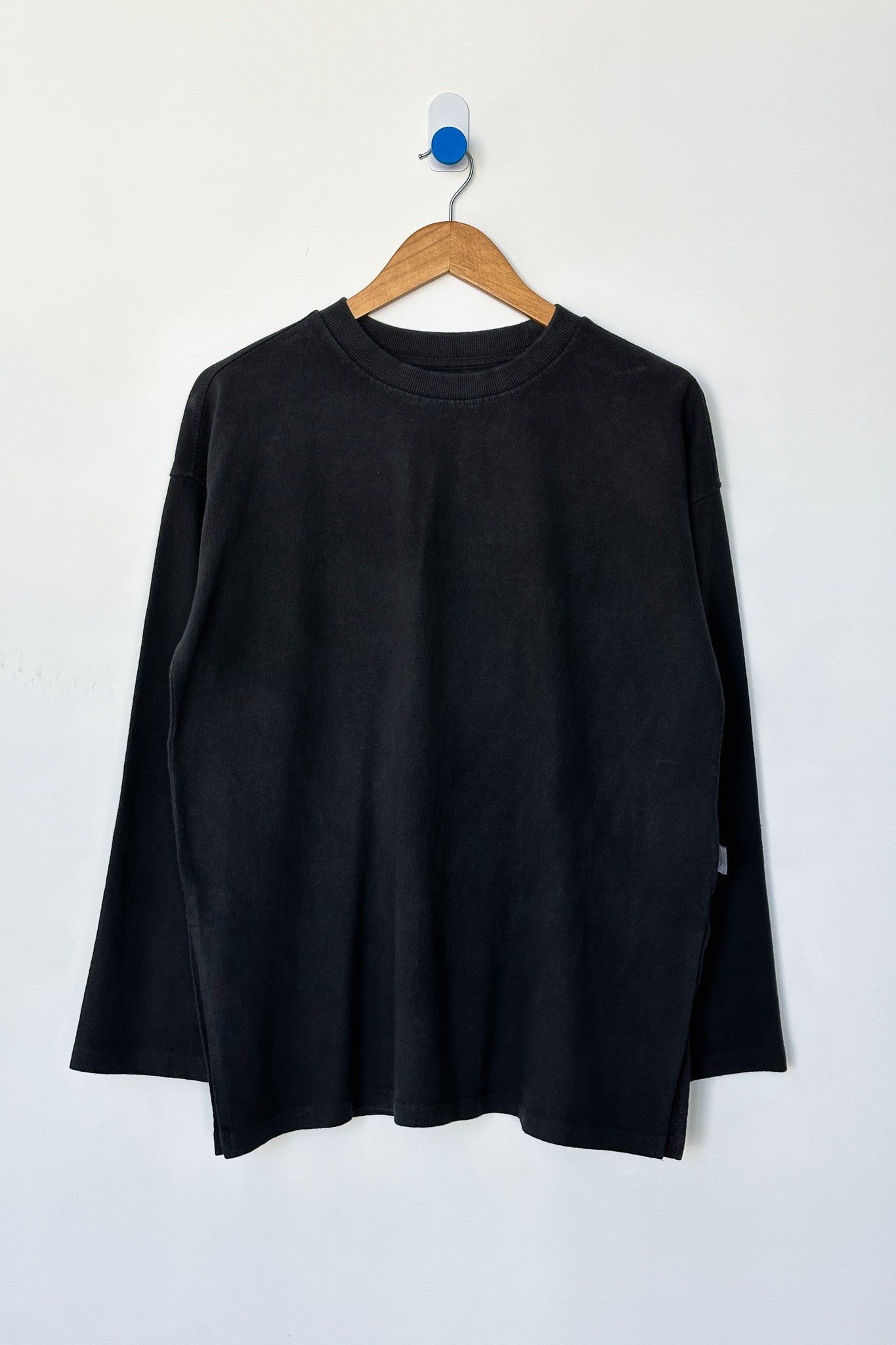 Sunday Tee - Almost Black