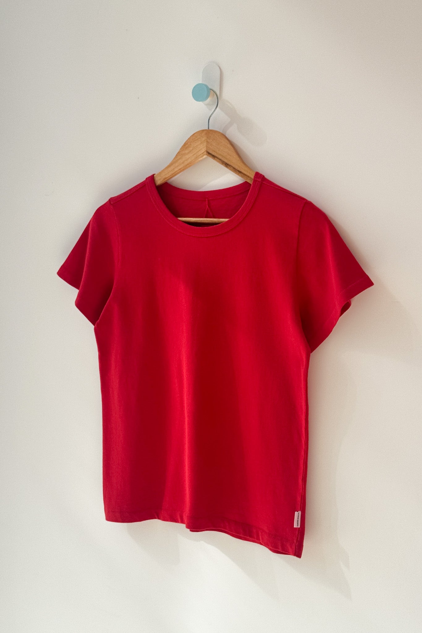 The Go-To Tee - Chili