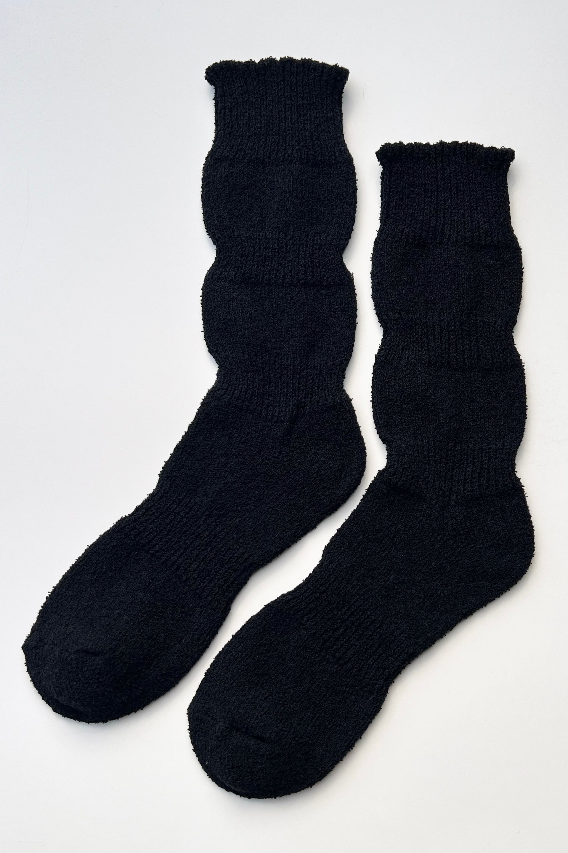 Airy Puffin Socks - Black