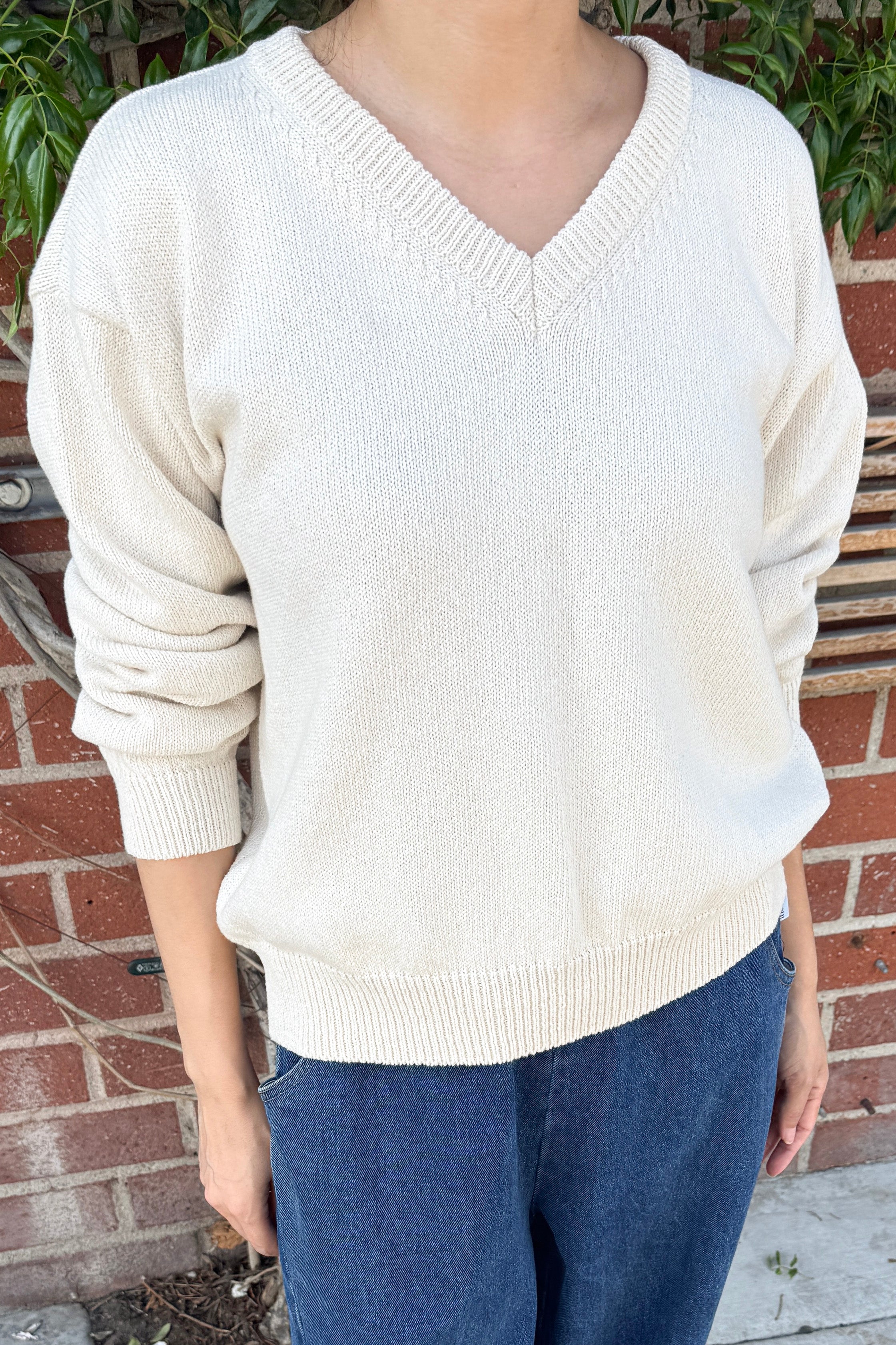 Abby Cotton V-Neck Sweater - Naturel