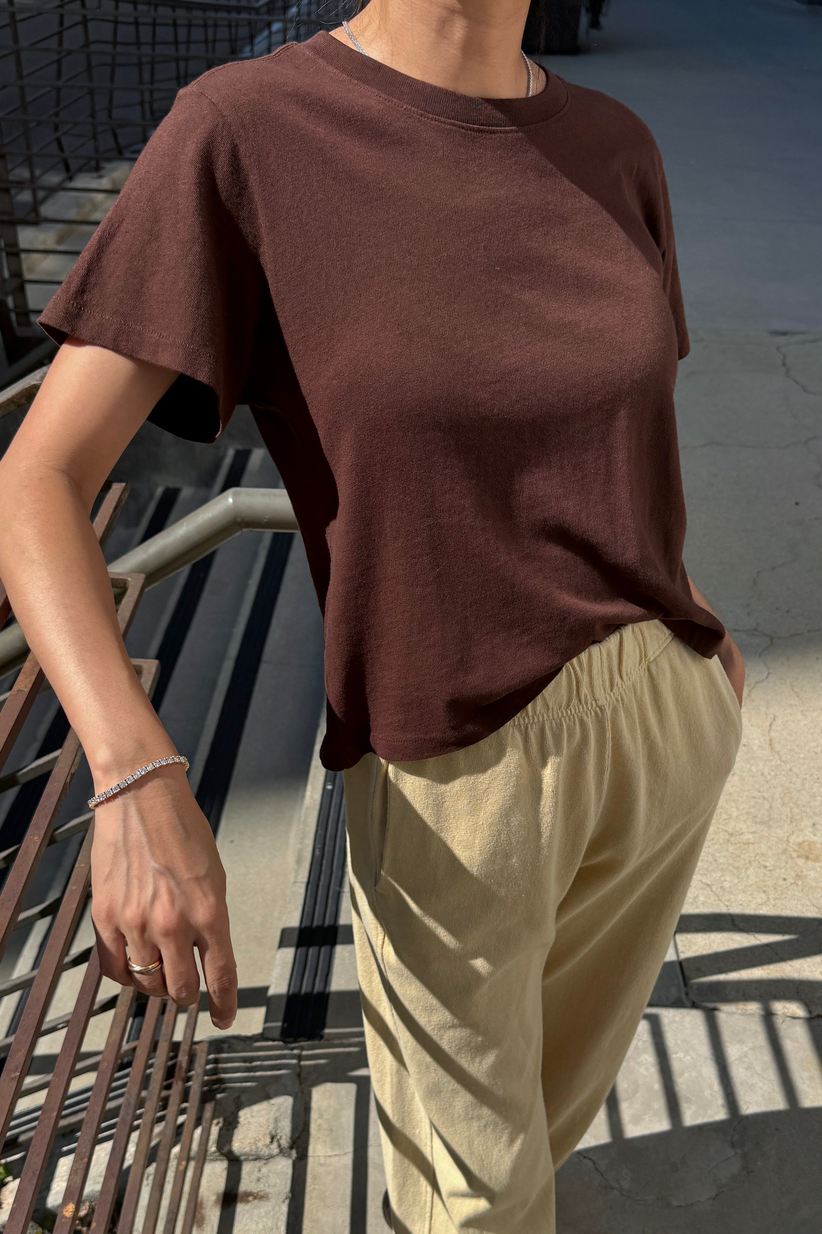 Airy Darling Tee - Dark Cacao