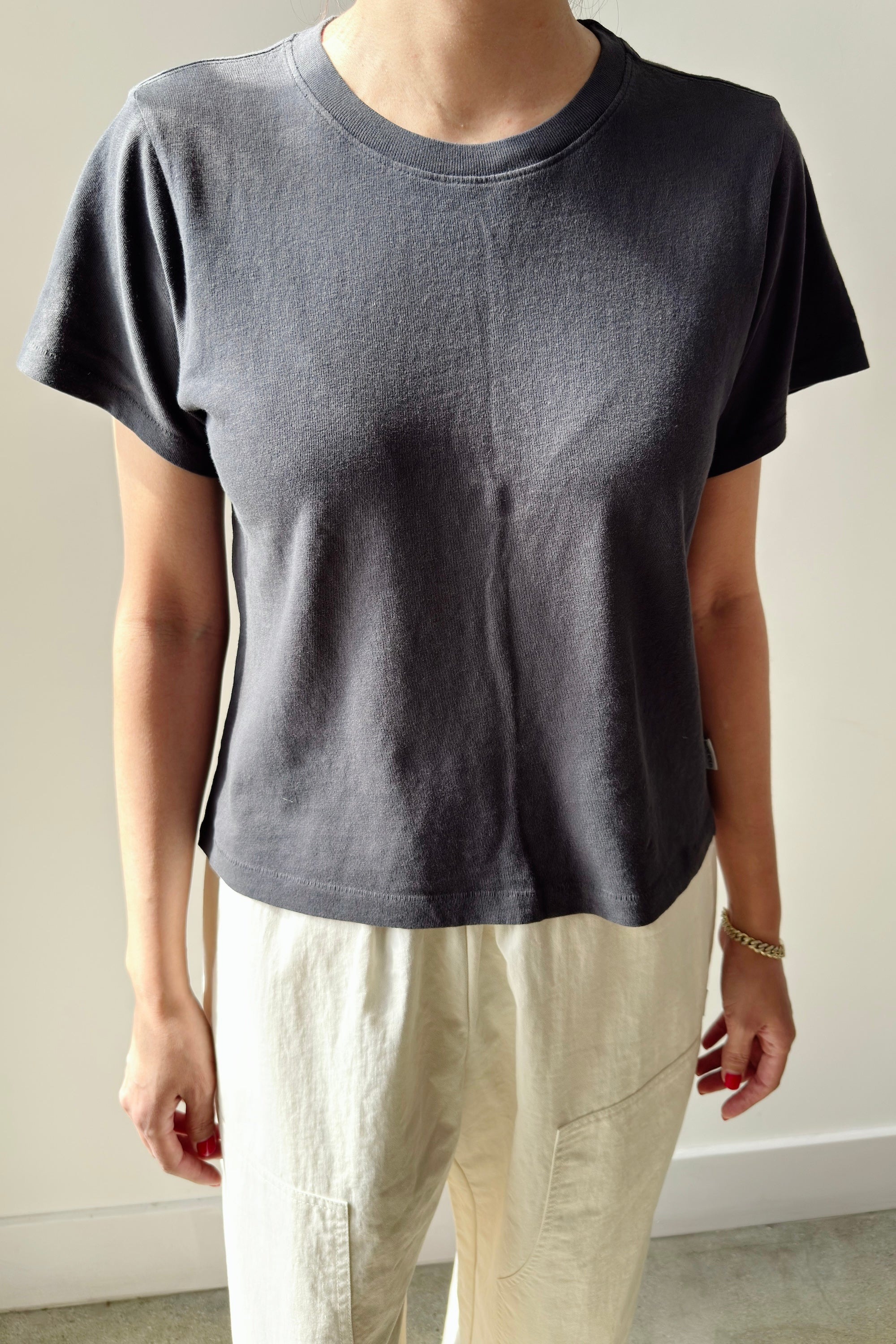 Airy Darling Tee - Carbon
