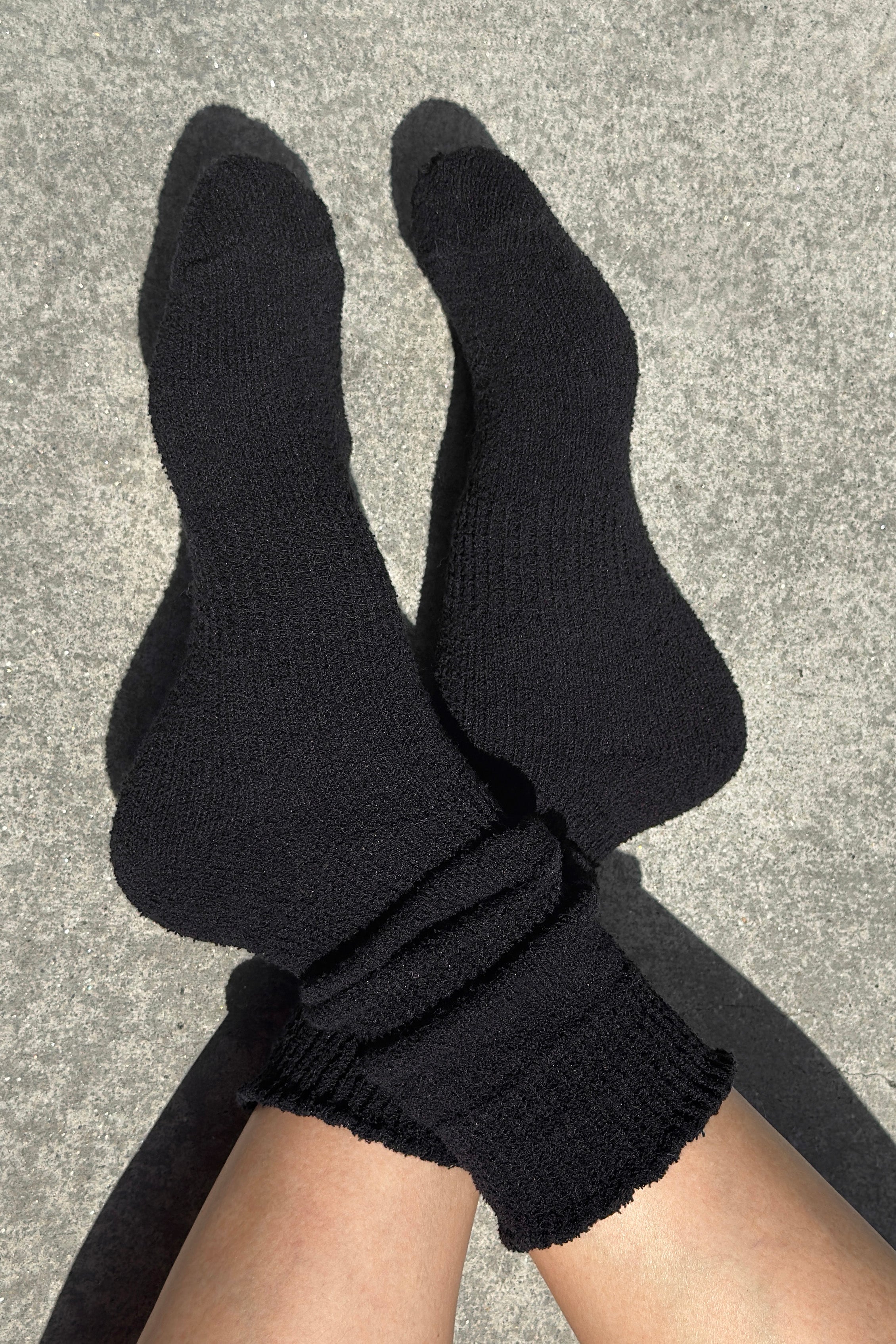 Airy Puffin Socks - Black