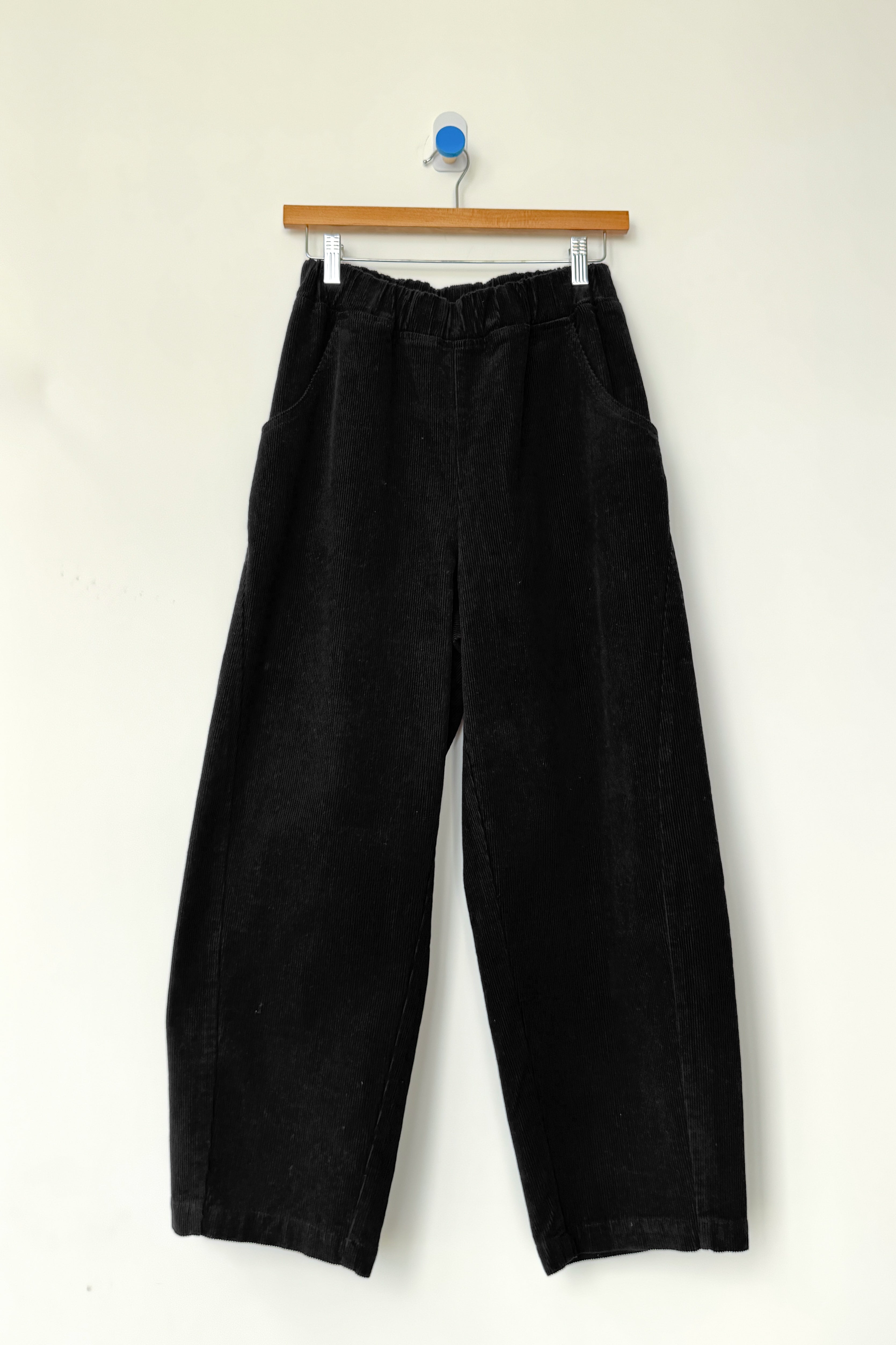 Corduroy Arc Pants - Black