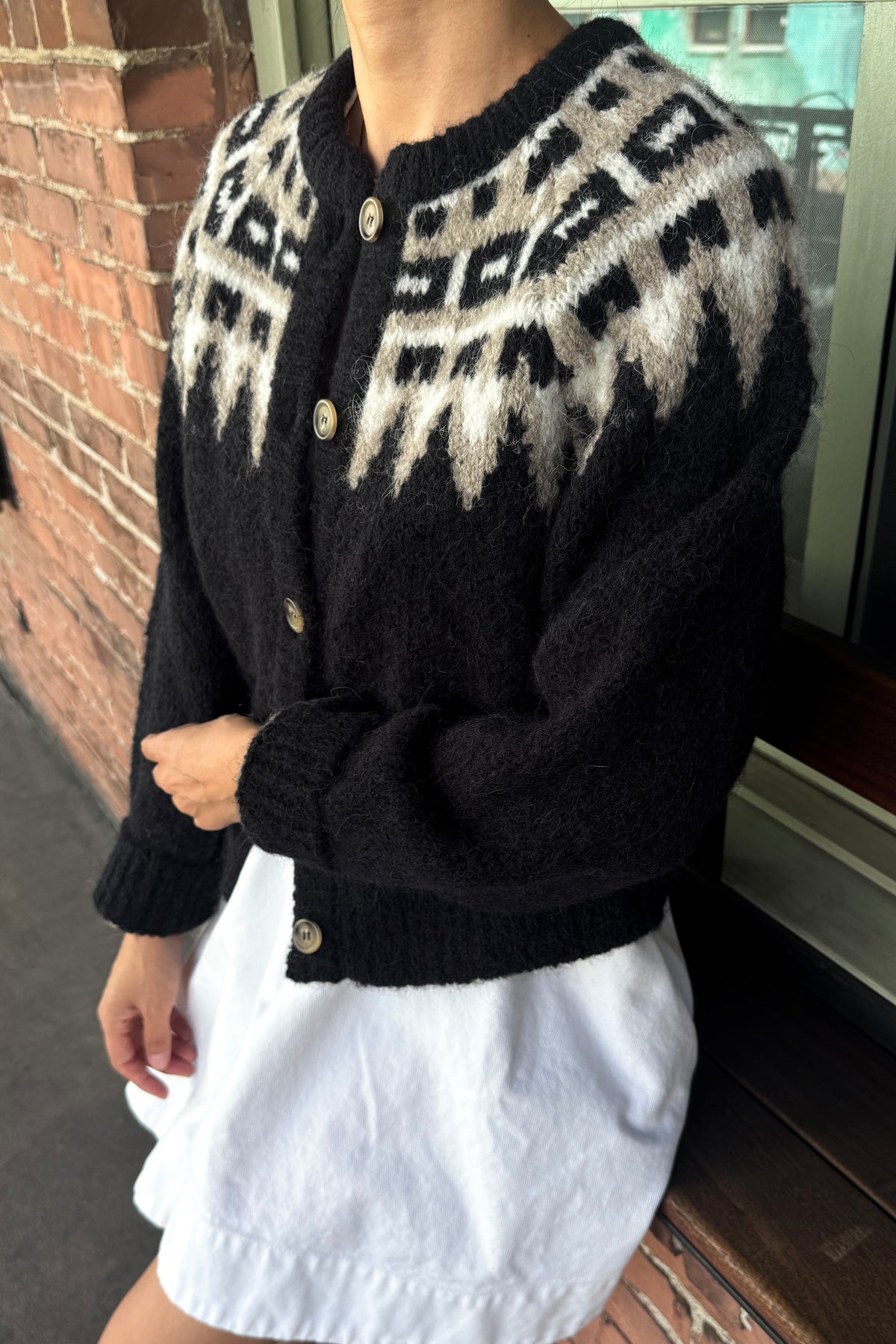 Alpaca  Cabin Cardigan - Black