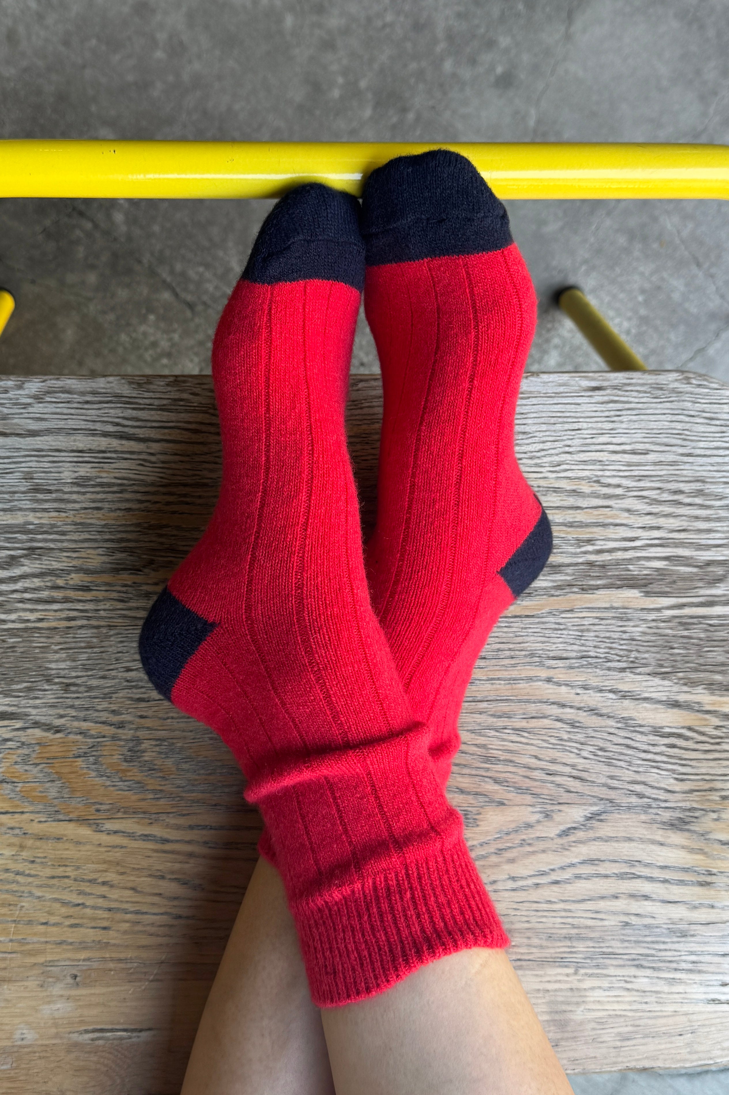 Classic Cashmere Socks - Poppy Red