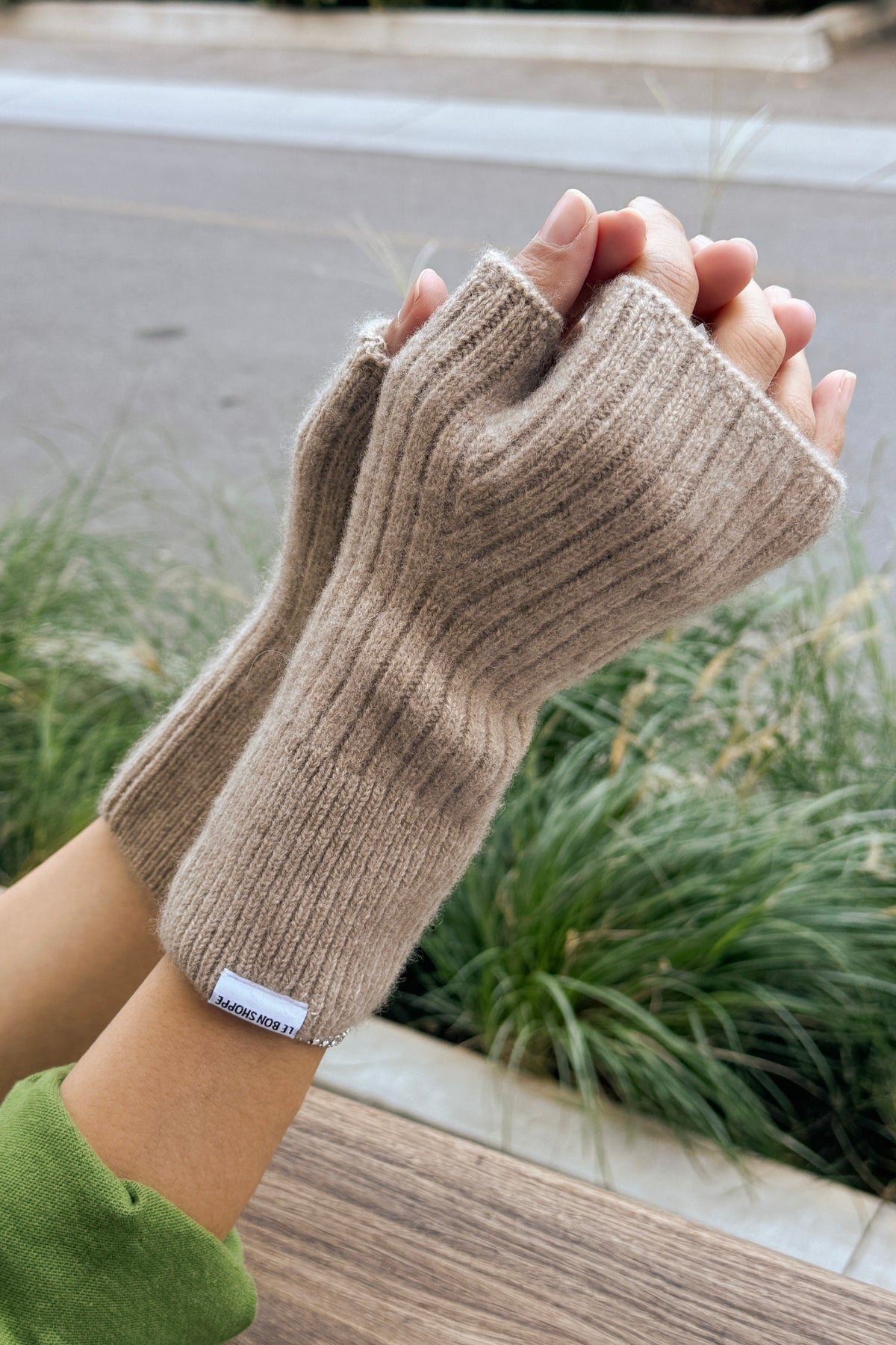 Cashmere Blend Wrist Warmer - Toasted Almond