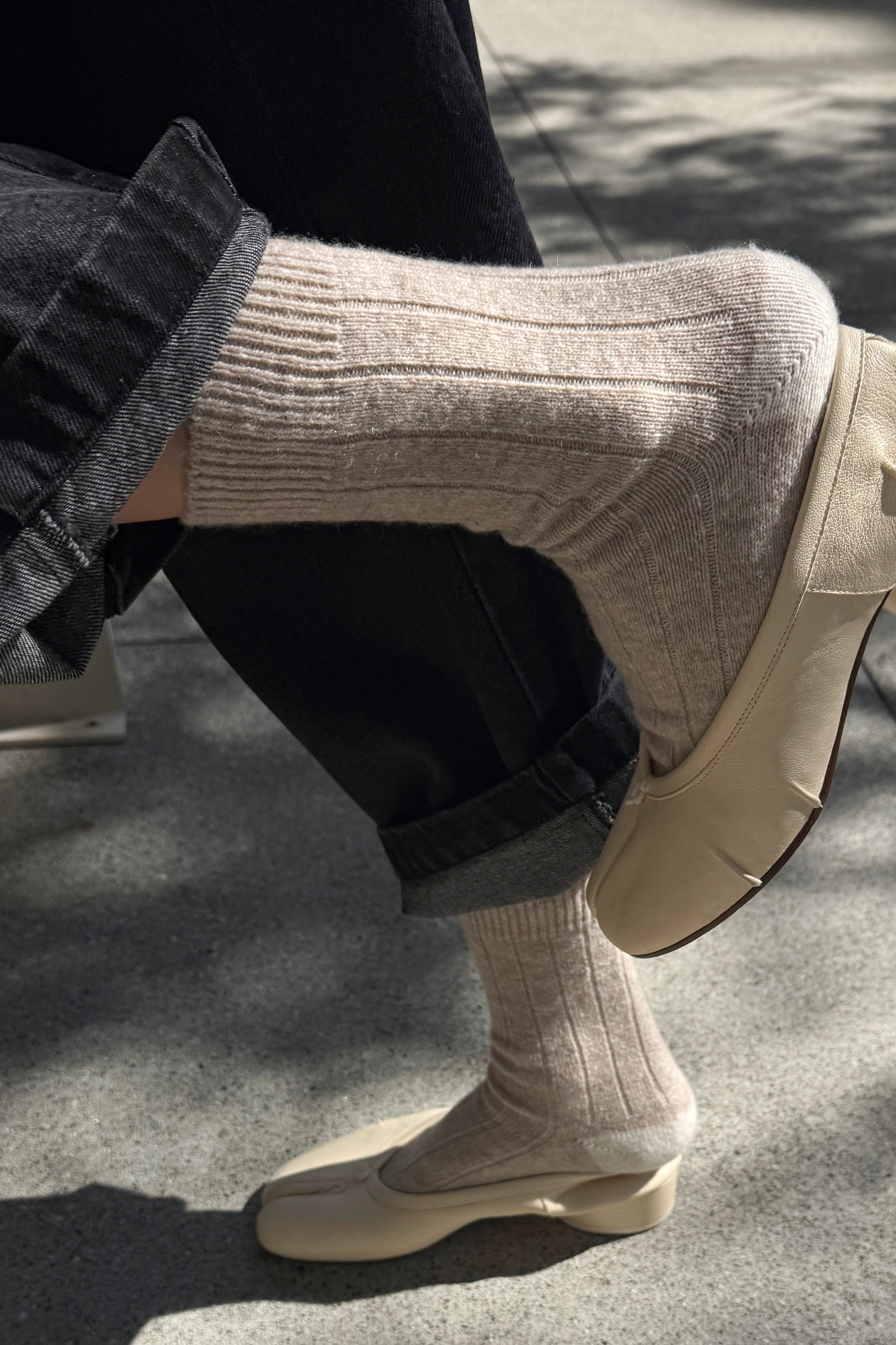 Classic Cashmere Socks - Fawn