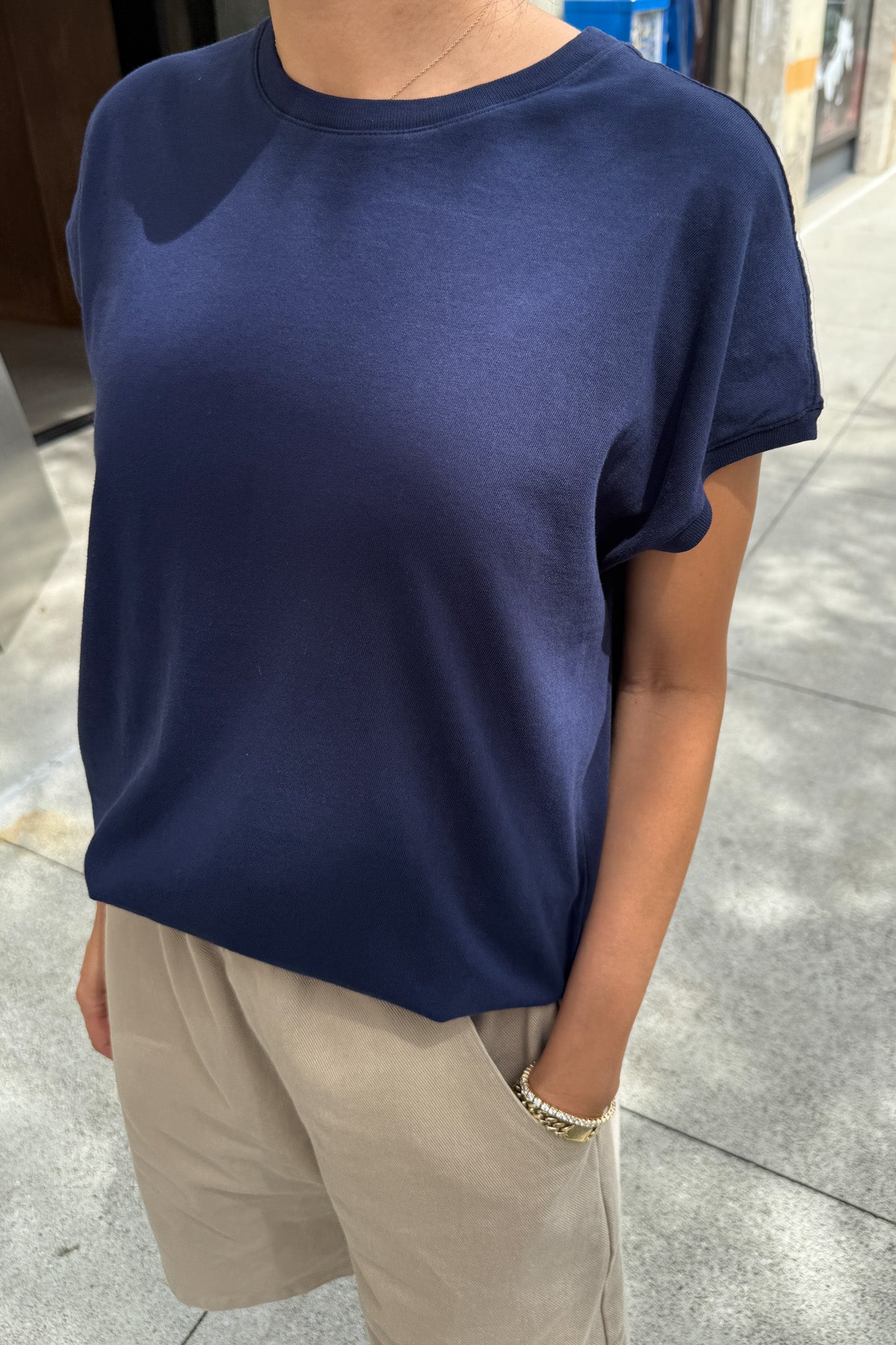 Ease Tee - Navy