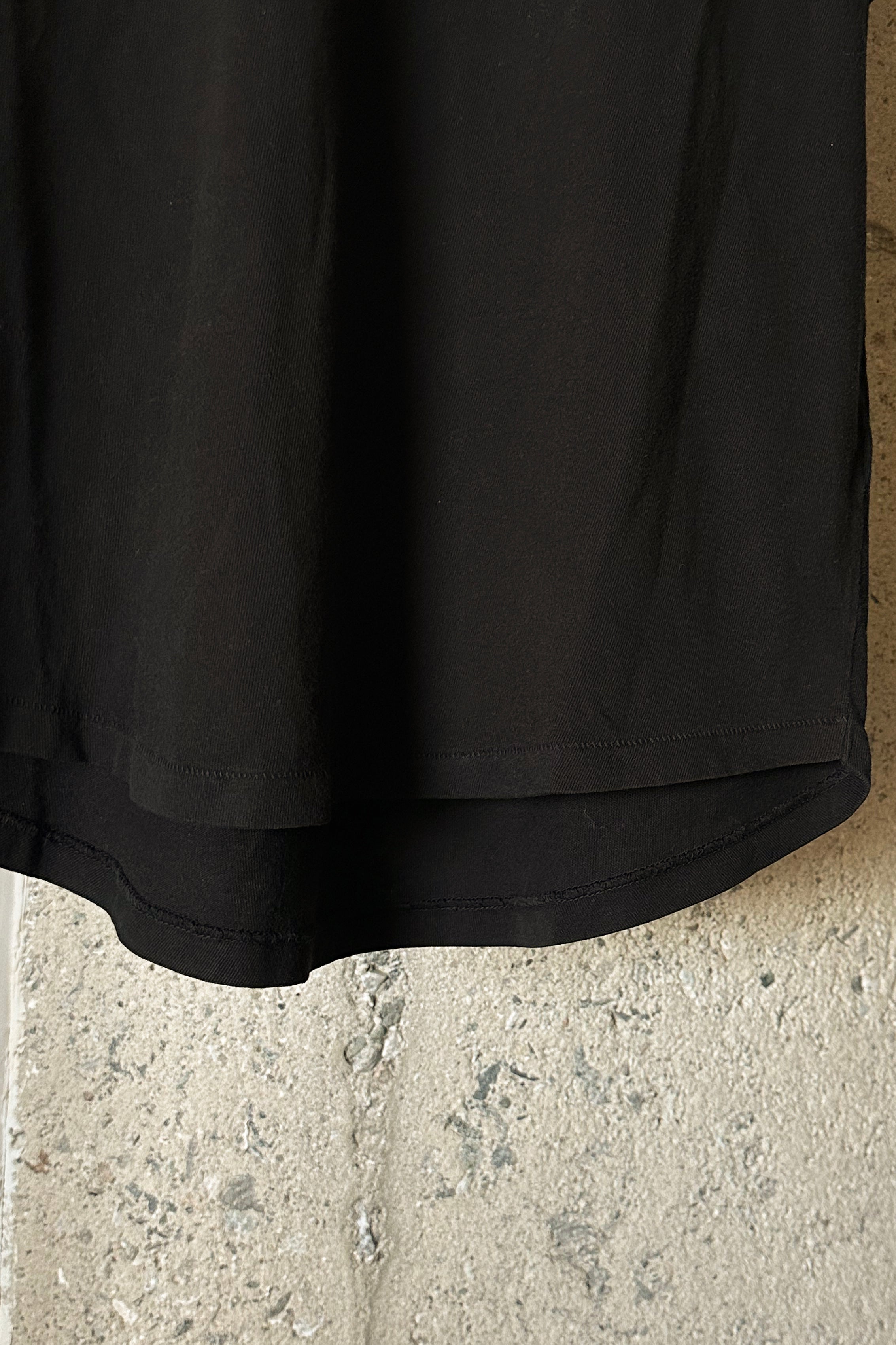 Camiseta Ease - Negro verdadero