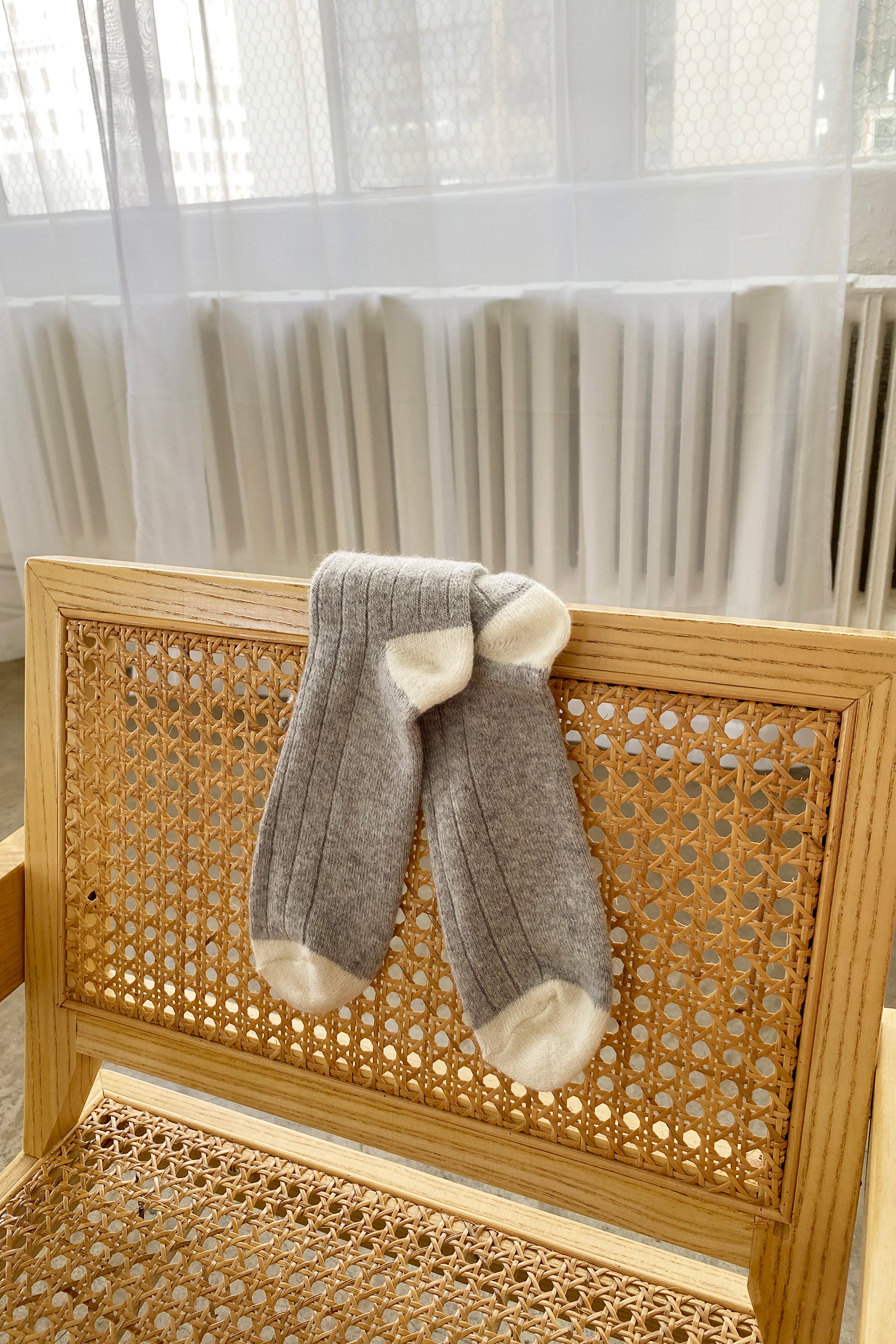 EXTENDED Cashmere Classic Socks - Grey Melange