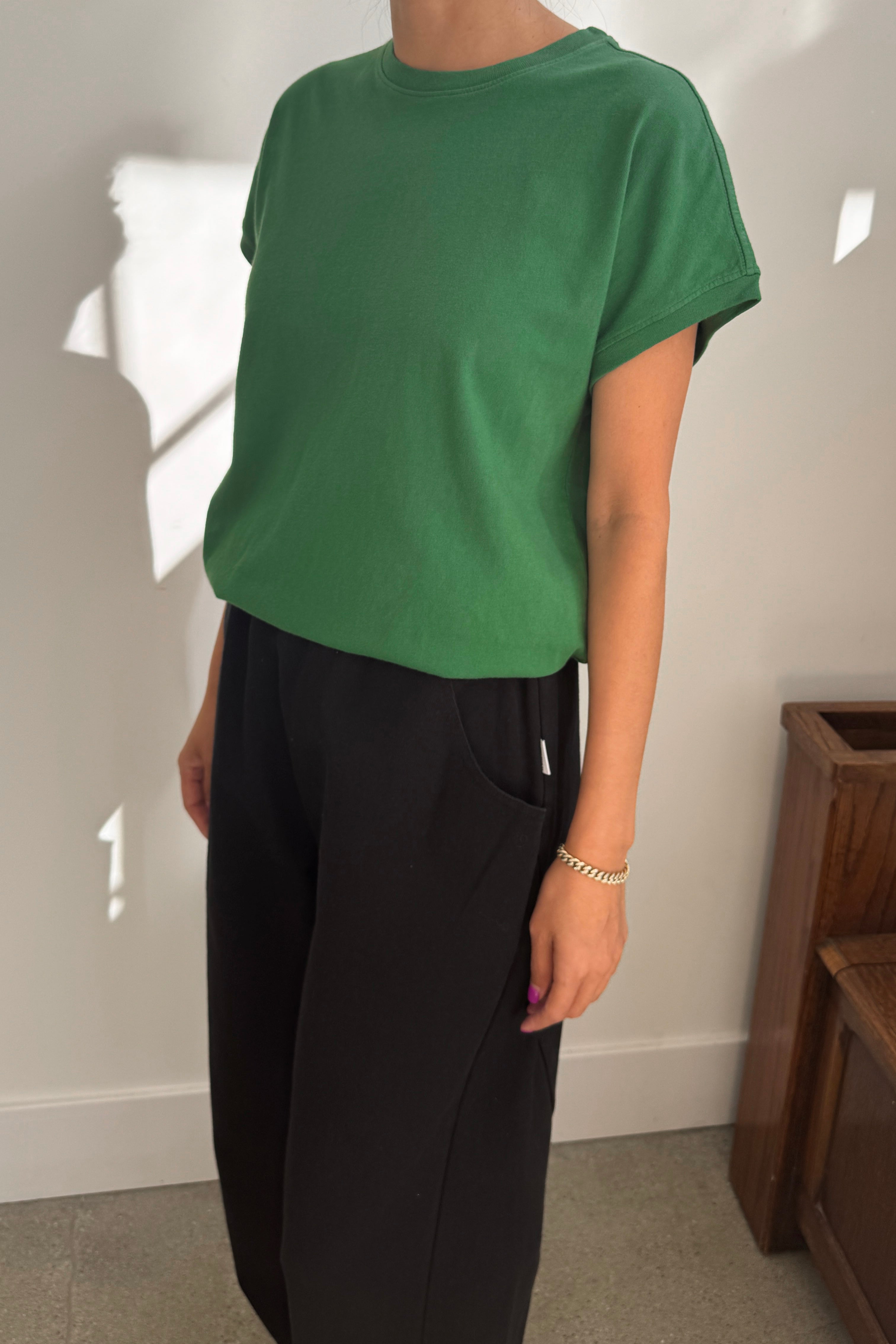 Ease Tee - Avocado