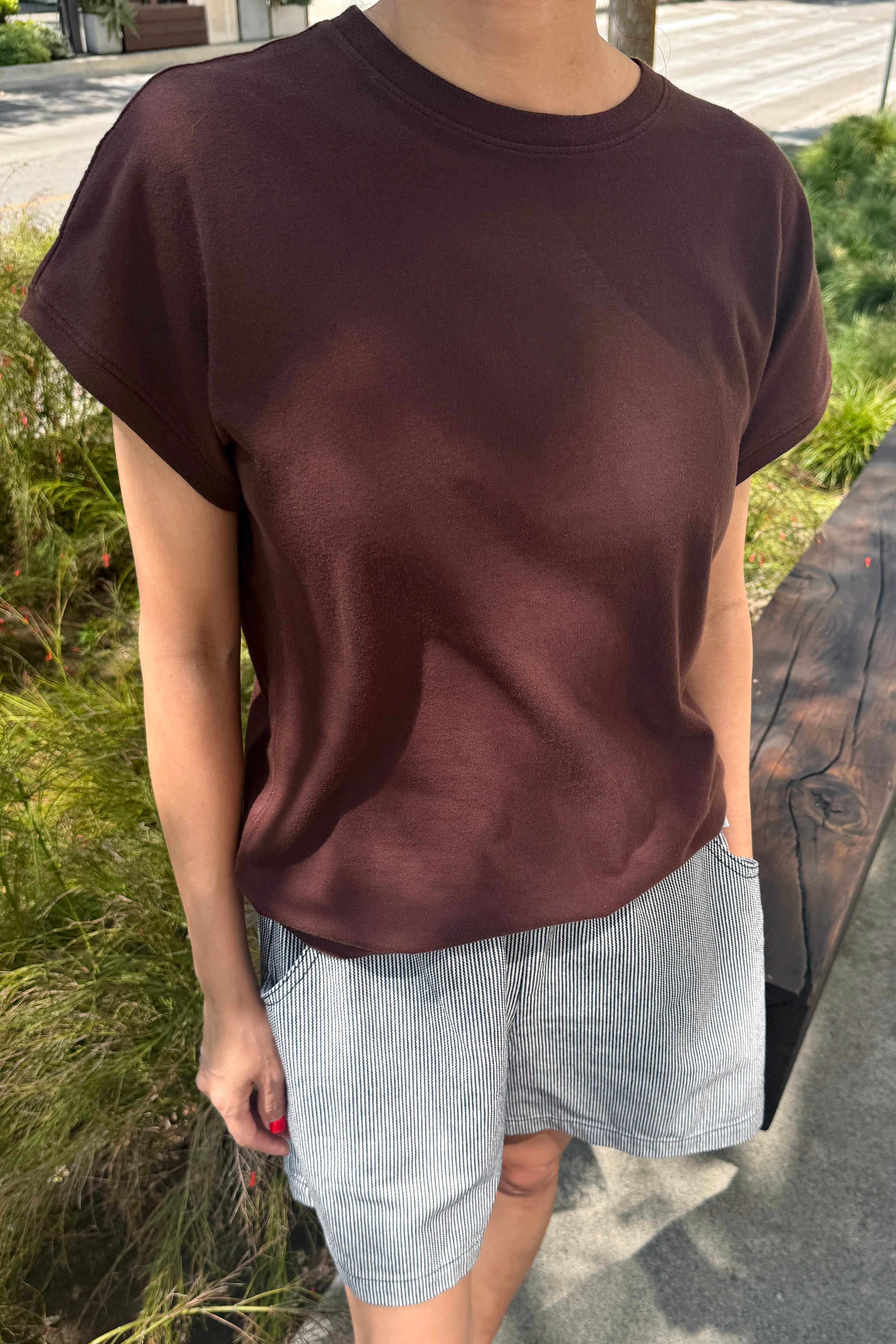 Ease Tee - Dark Cacao