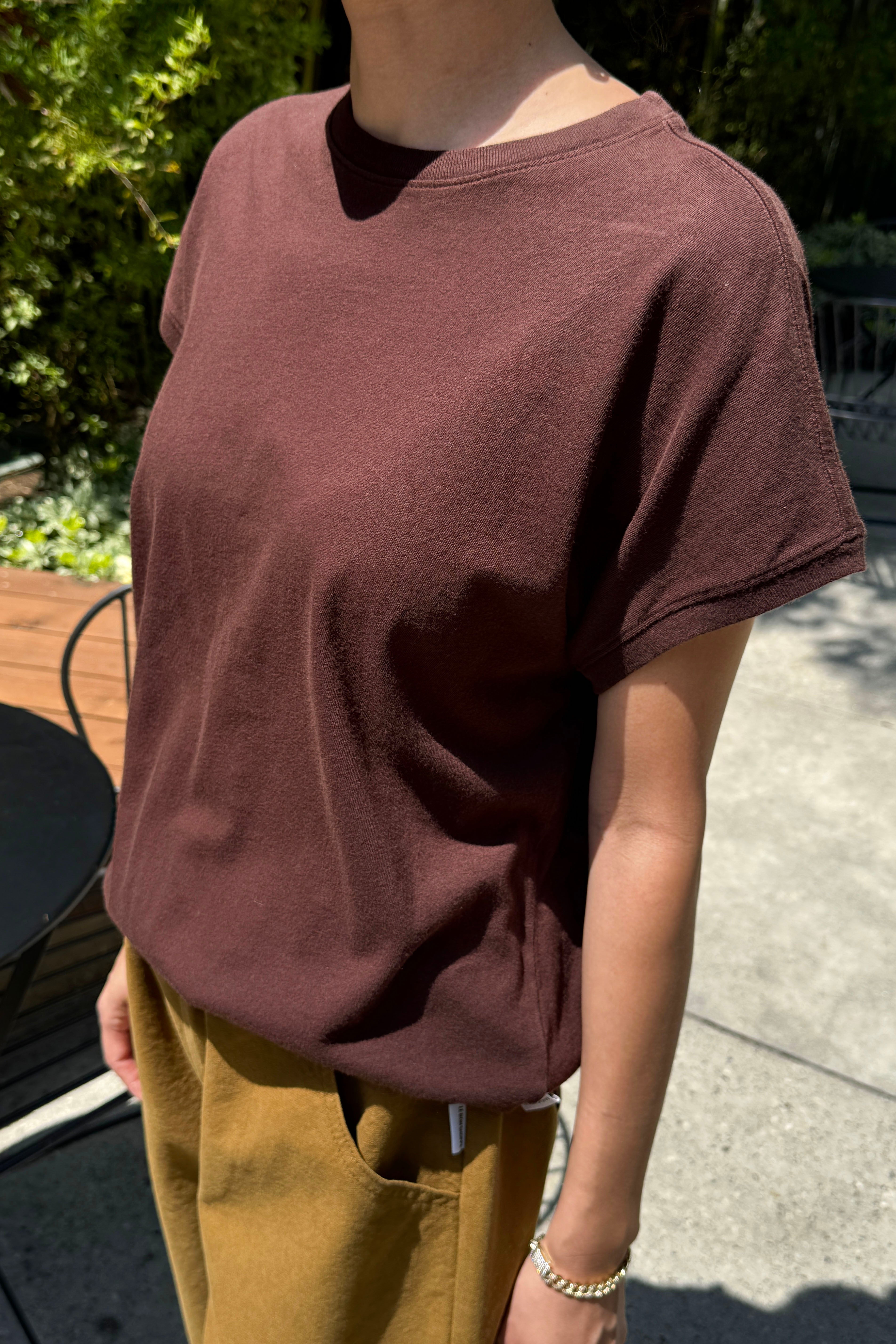 Ease Tee - Dark Cacao