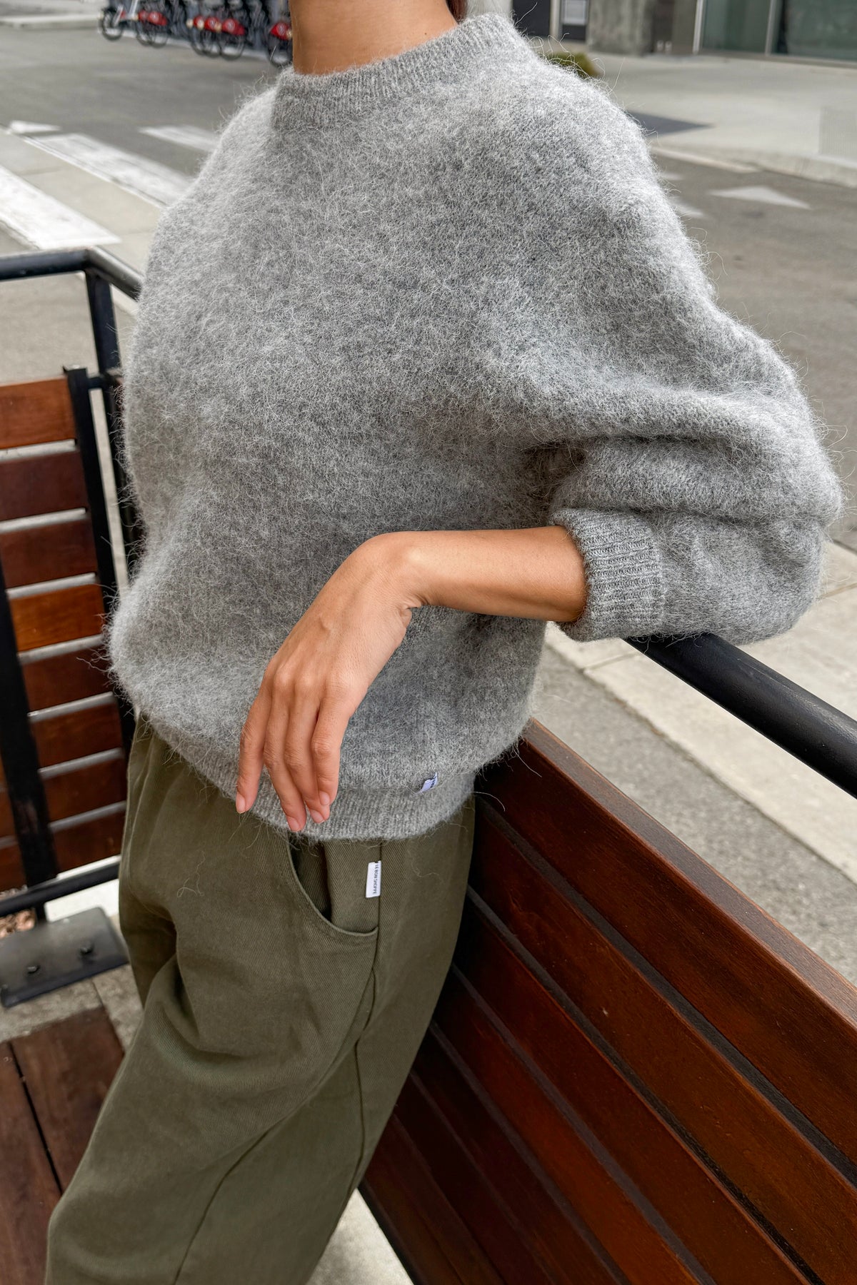 Elio Crew Neck Alpaca Sweater - Ht. Grey