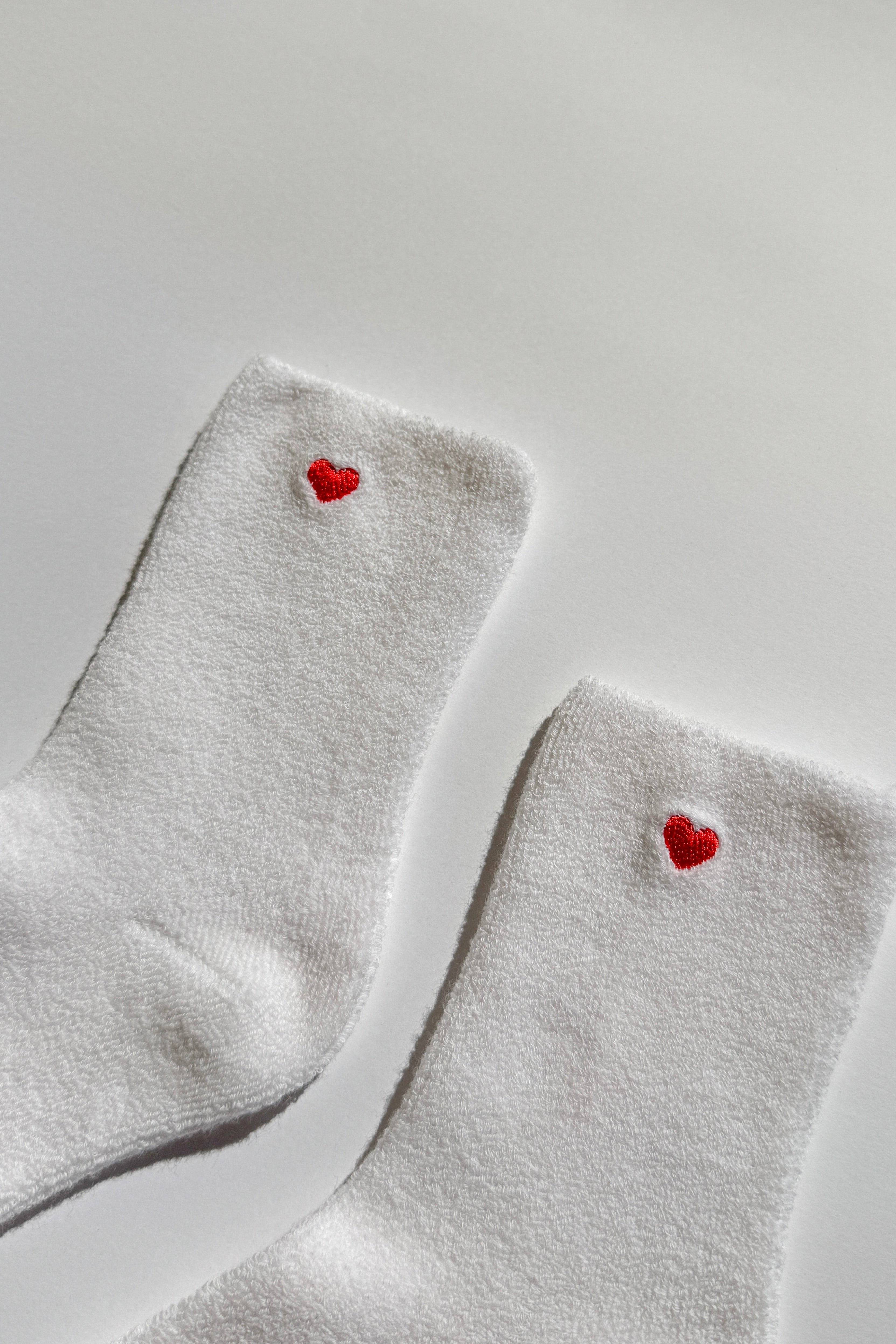 Embroidered Cloud Socks - White + Heart