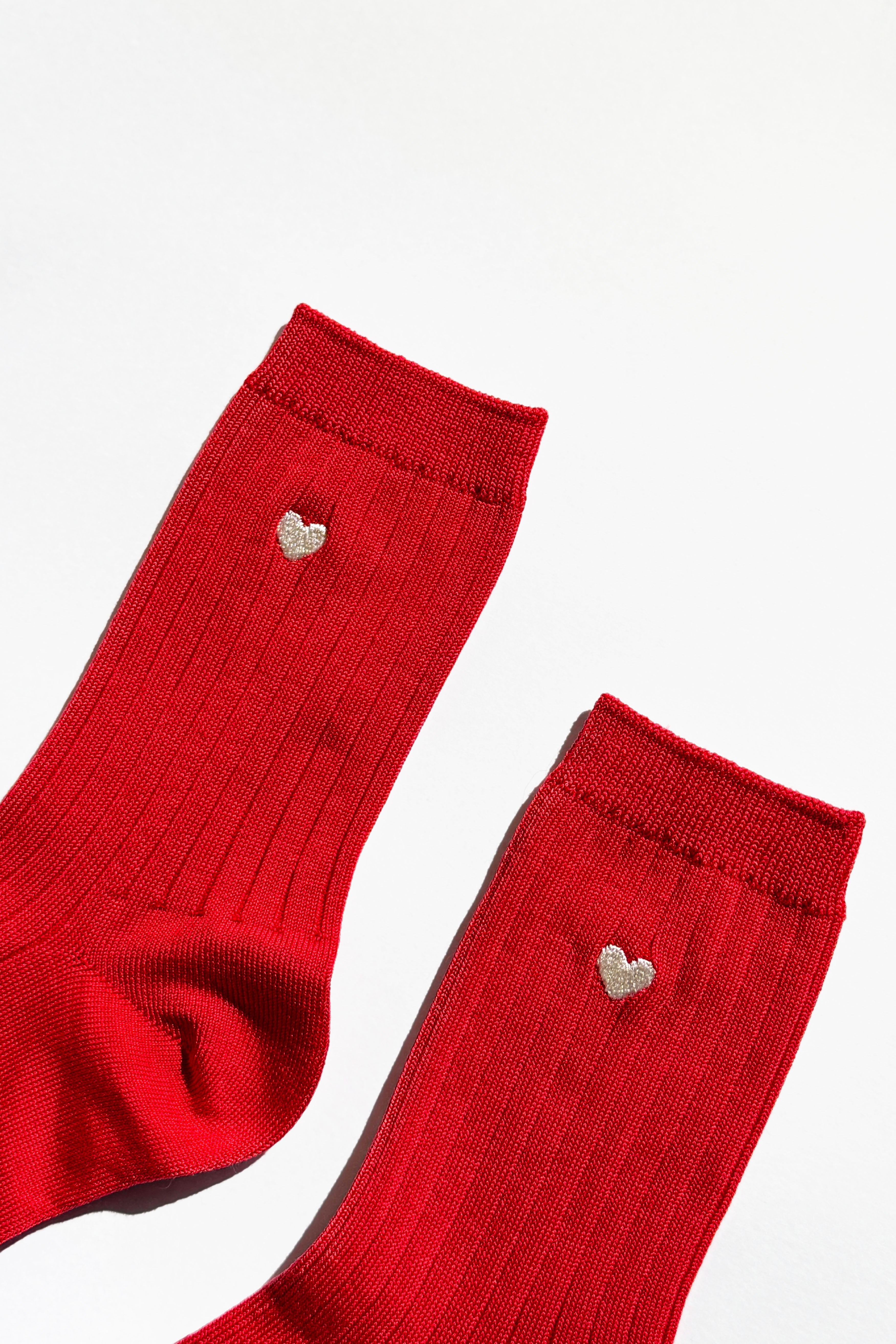 Embroidered Her Socks (MC cotton) - CLASSIC RED + HEART