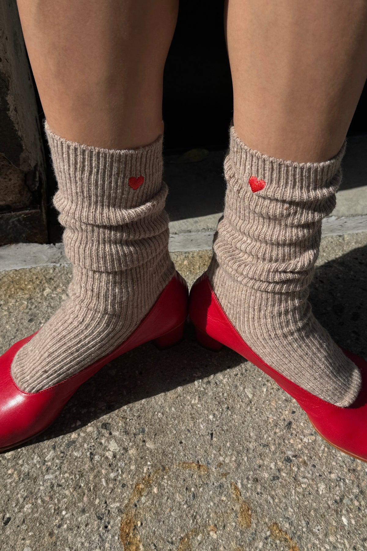 Embroidered Snow Socks - TAN + HEART