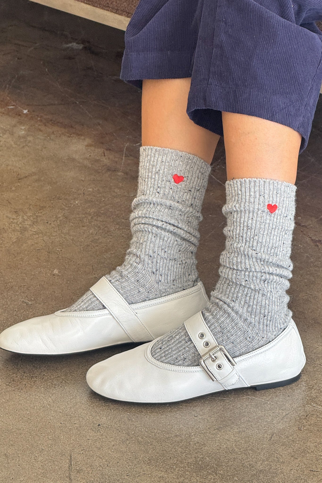 Embroidered Snow Socks - Cookies and Cream + Heart