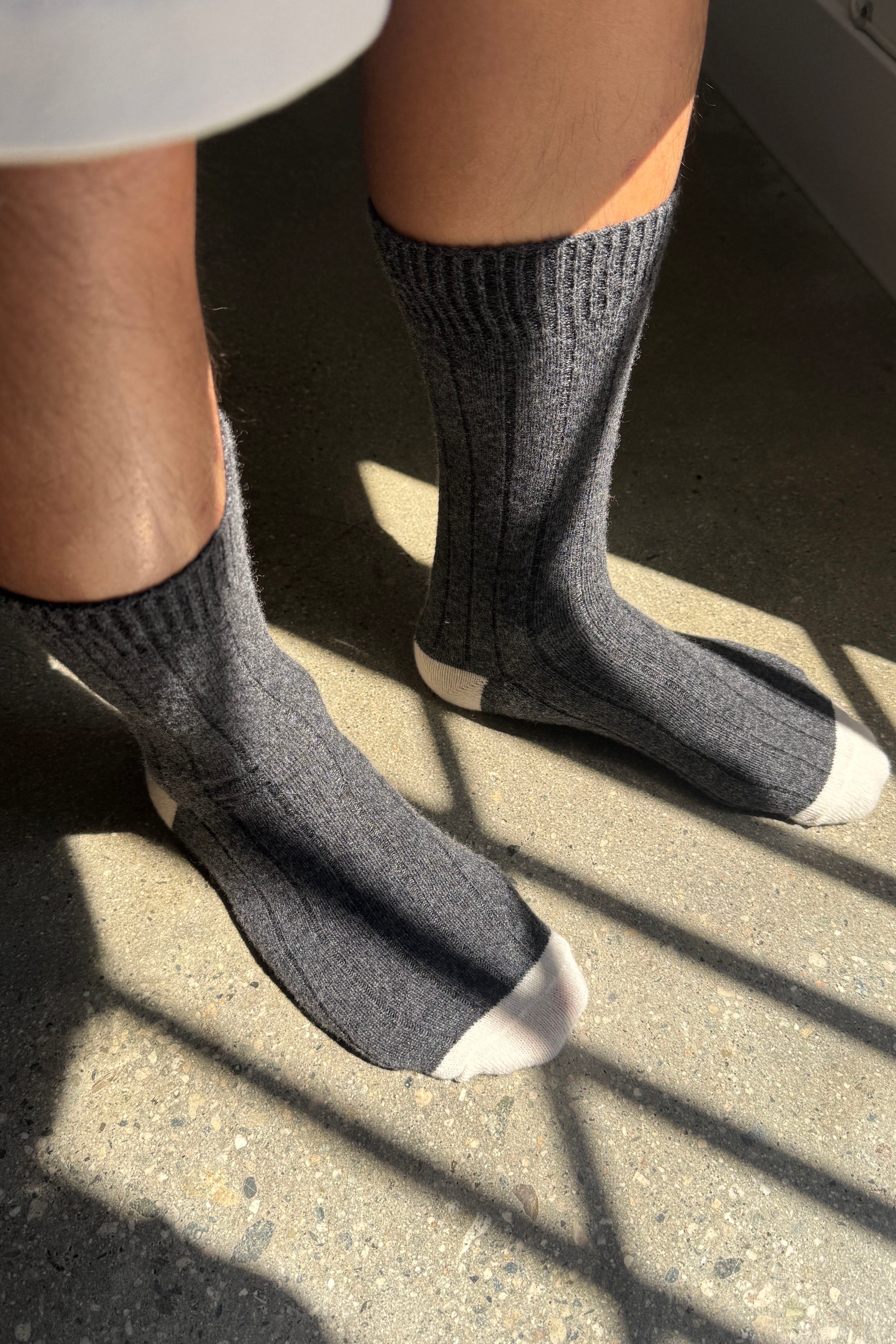 EXTENDED Cashmere Classic Socks - Charcoal Melange