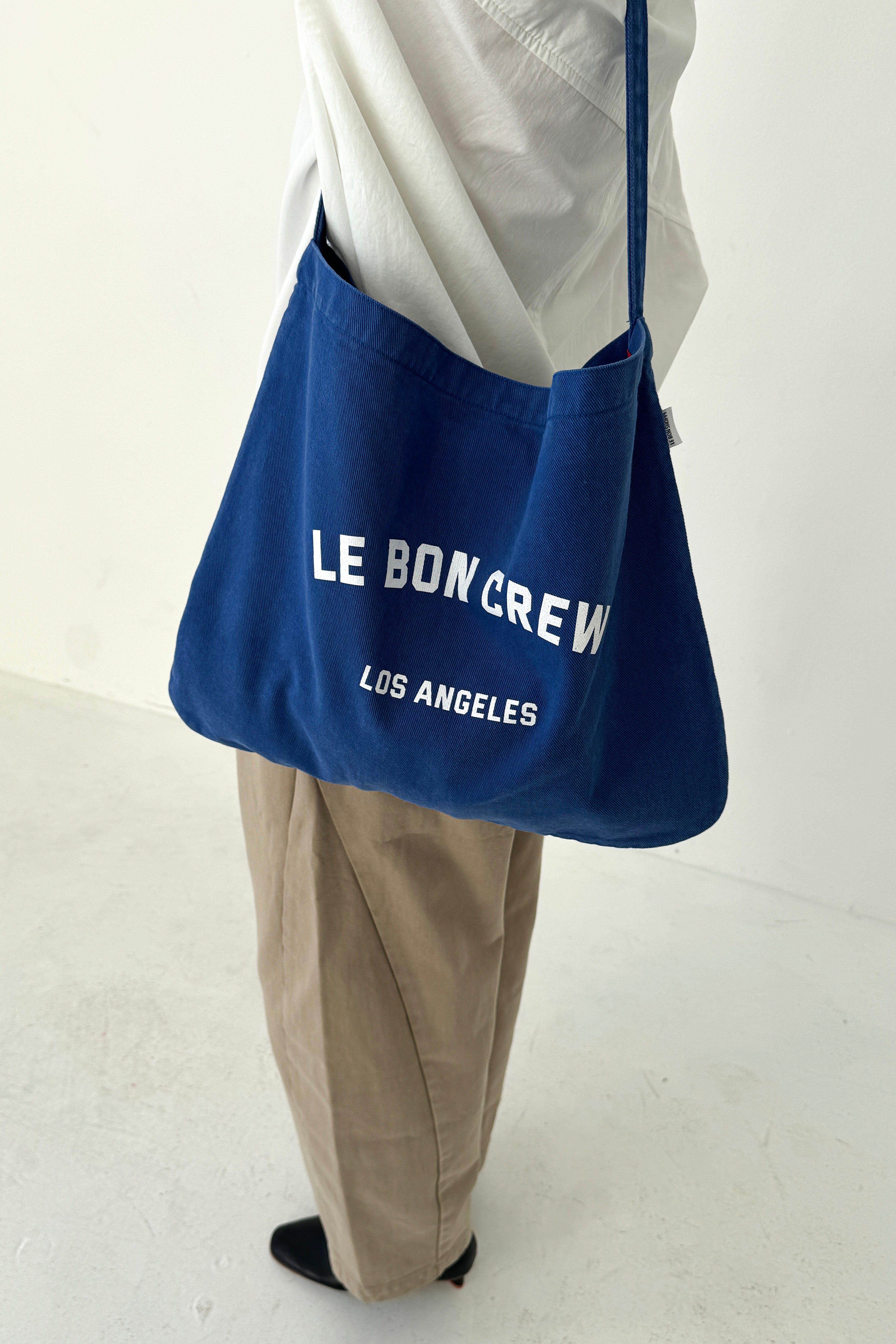 Le Bon Crew Happy Carry Bag - Azure / Le Bon Crew