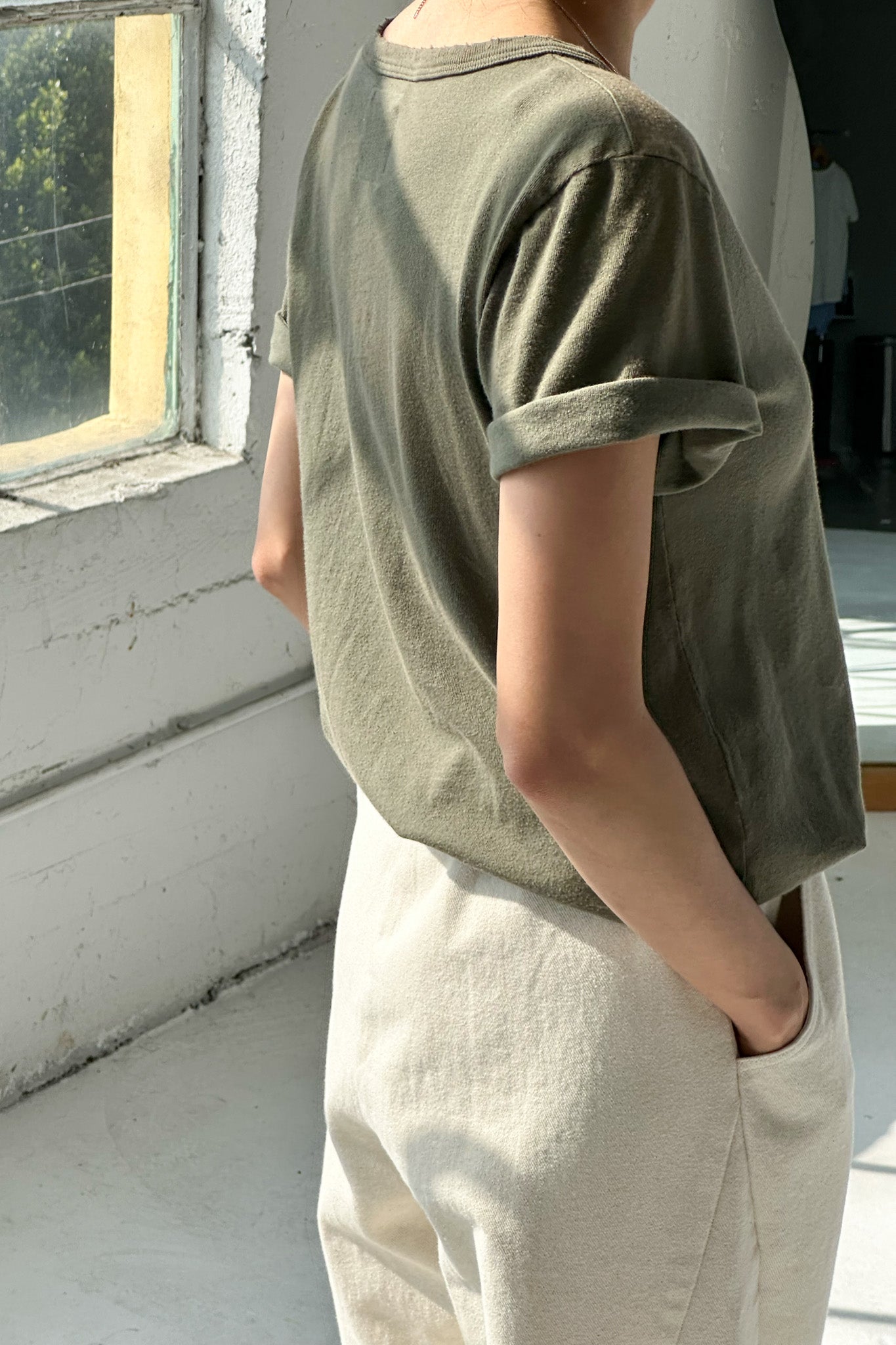 T-shirt La Vie vintage (fabriqué avec du coton biologique) - Vert olive